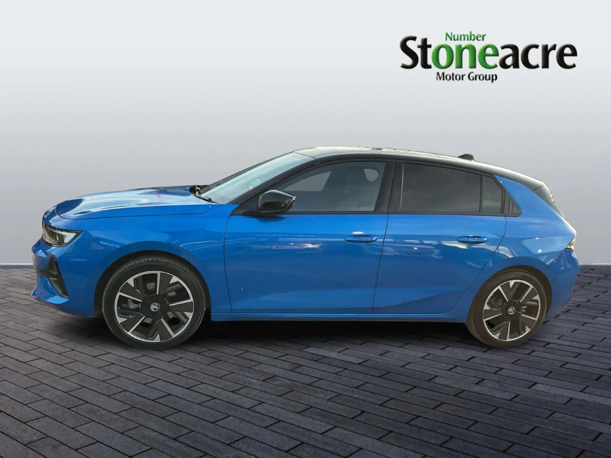 Vauxhall Astra Electric Image 4