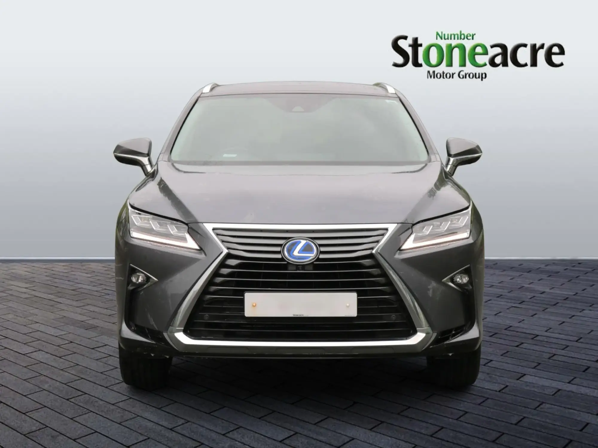 Lexus RX Image 8