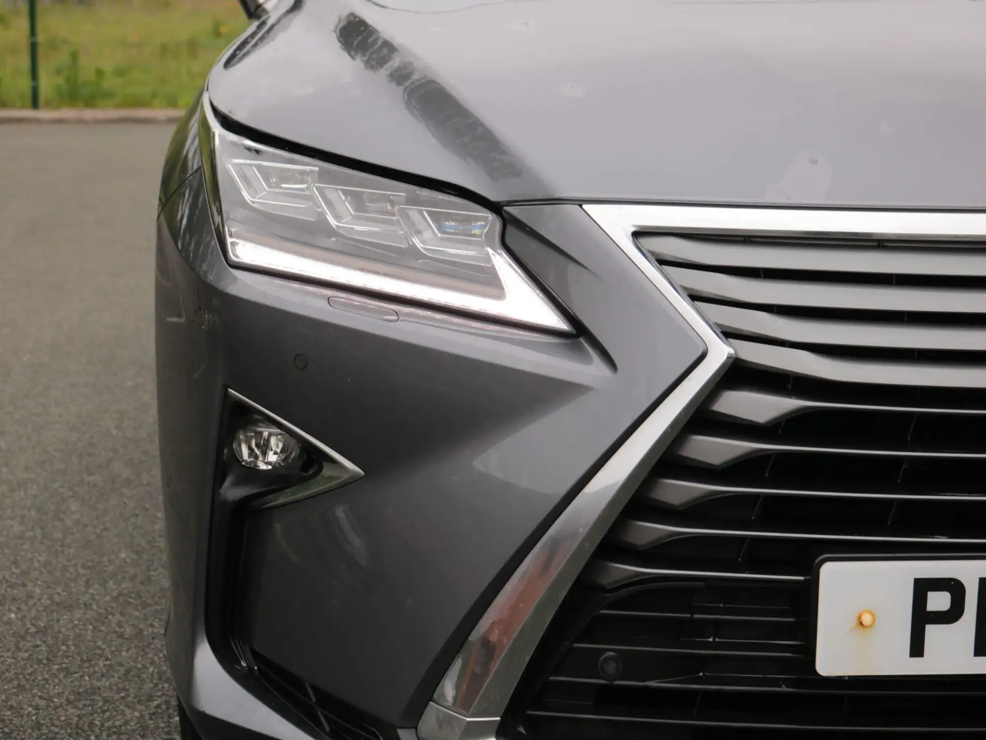 Lexus RX Image 9