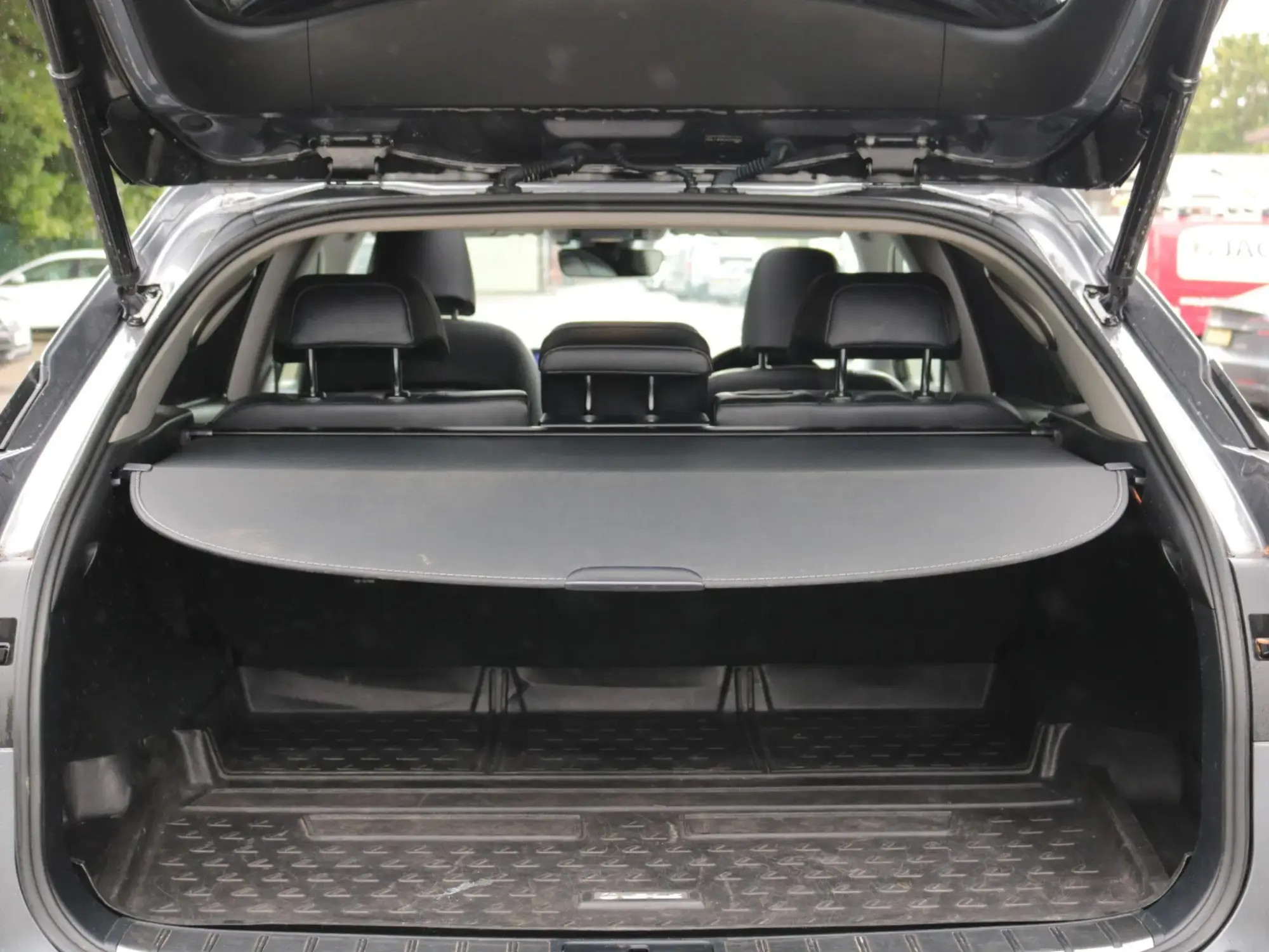Lexus RX Image 12