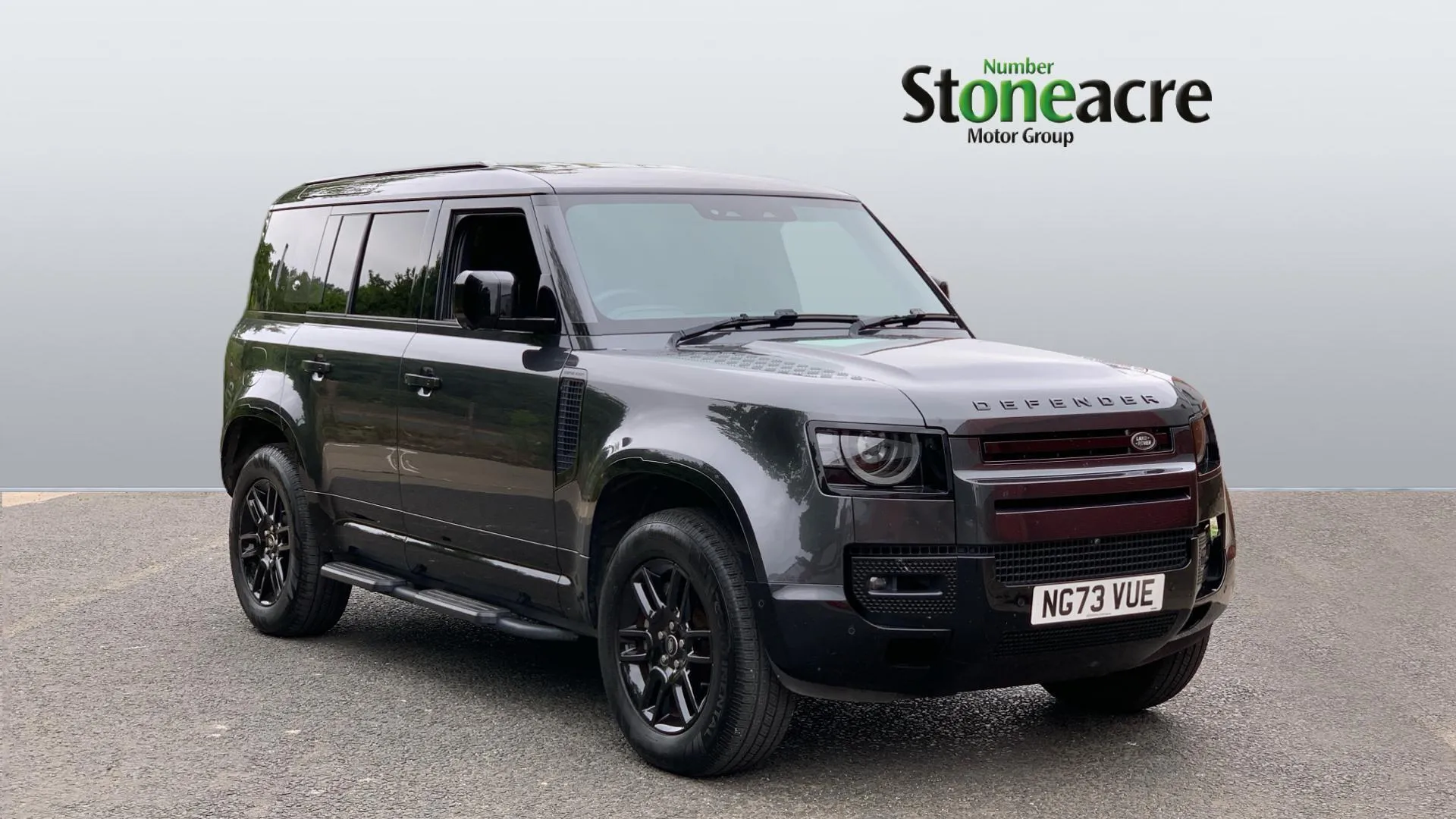Land Rover Defender 110 listing photo