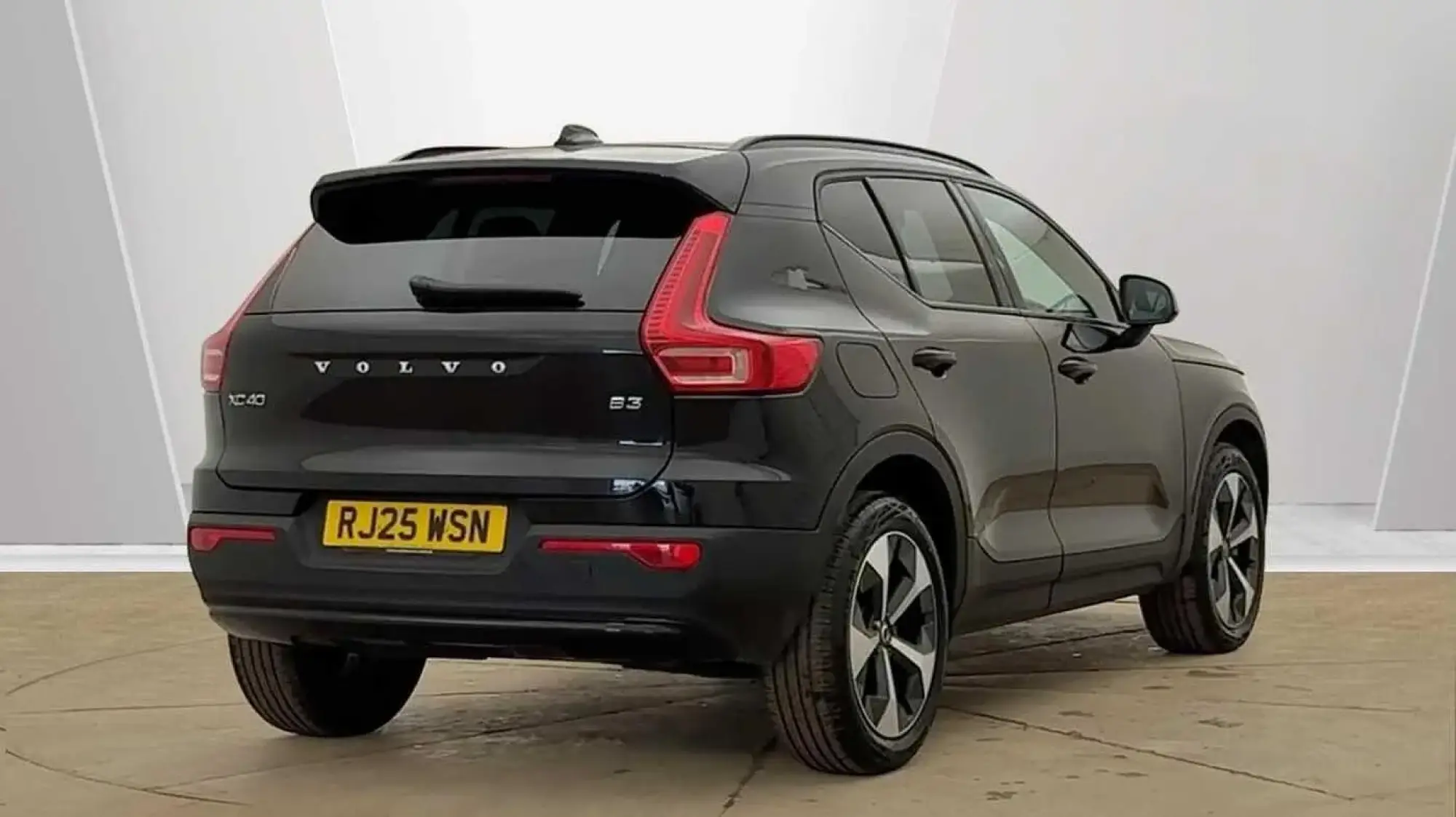 Volvo XC40 Image 3