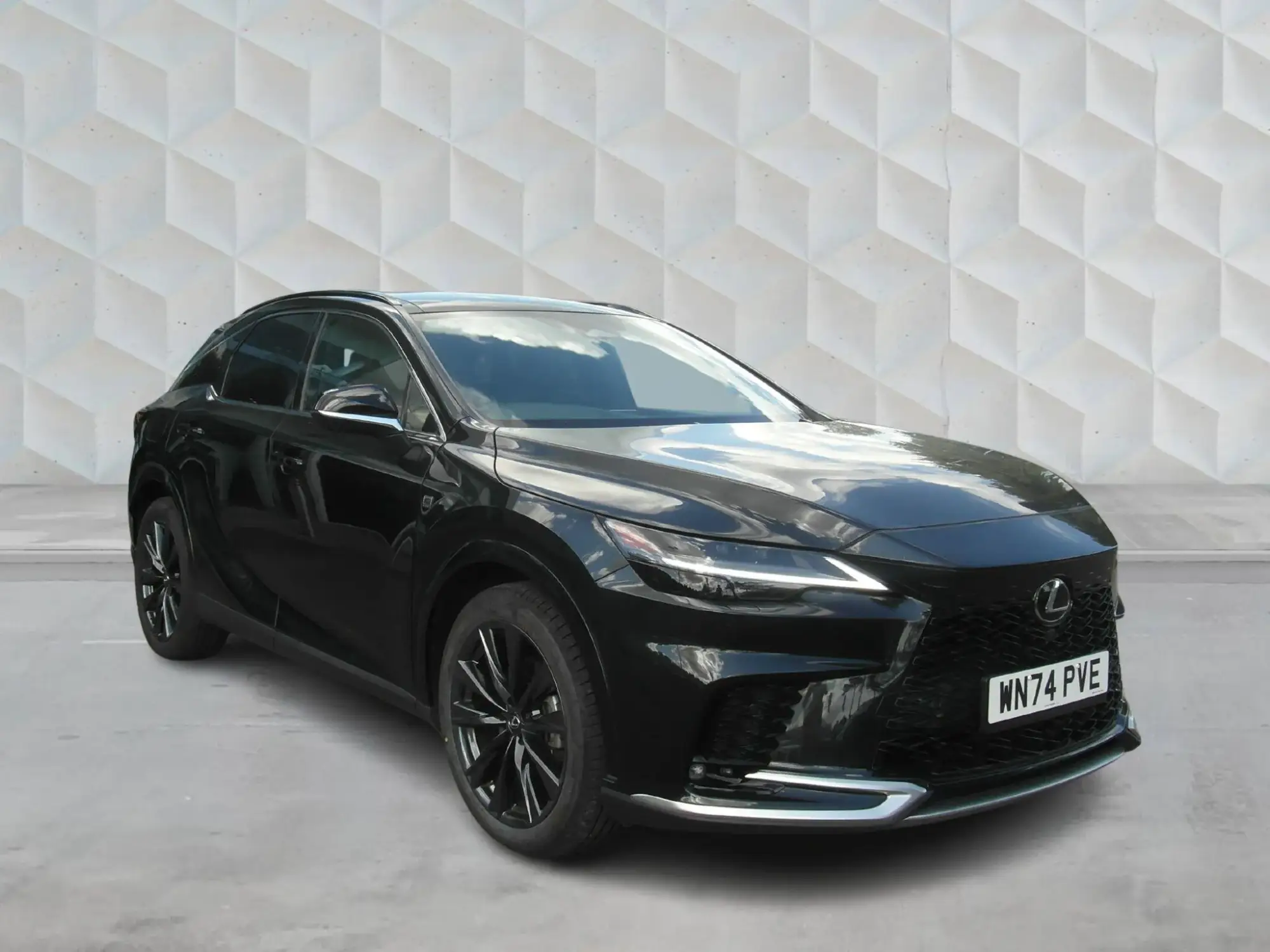 Lexus RX Plug-In Hybrid Image 1 Lexus RX Plug-In Hybrid Image 1