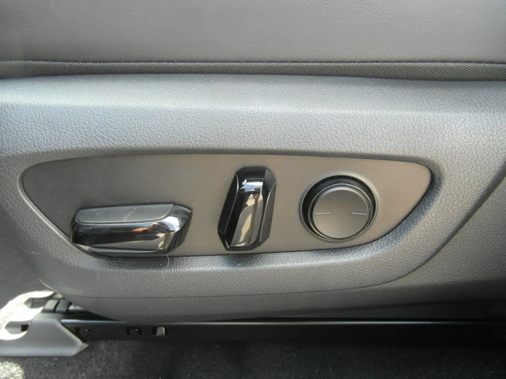 Lexus RX Plug-In Hybrid Image 11 Lexus RX Plug-In Hybrid Image 11