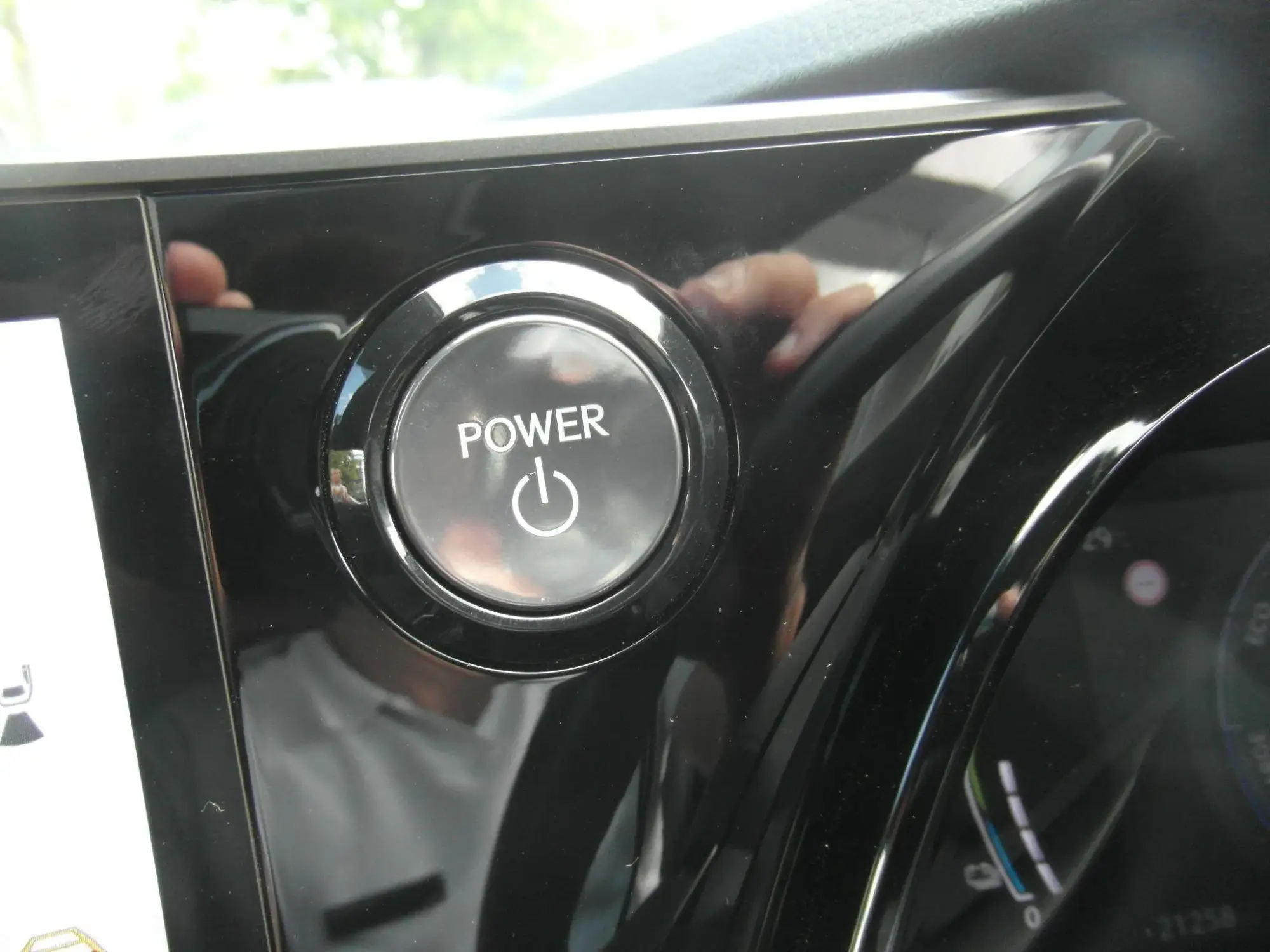 Lexus RX Plug-In Hybrid Image 12 Lexus RX Plug-In Hybrid Image 12