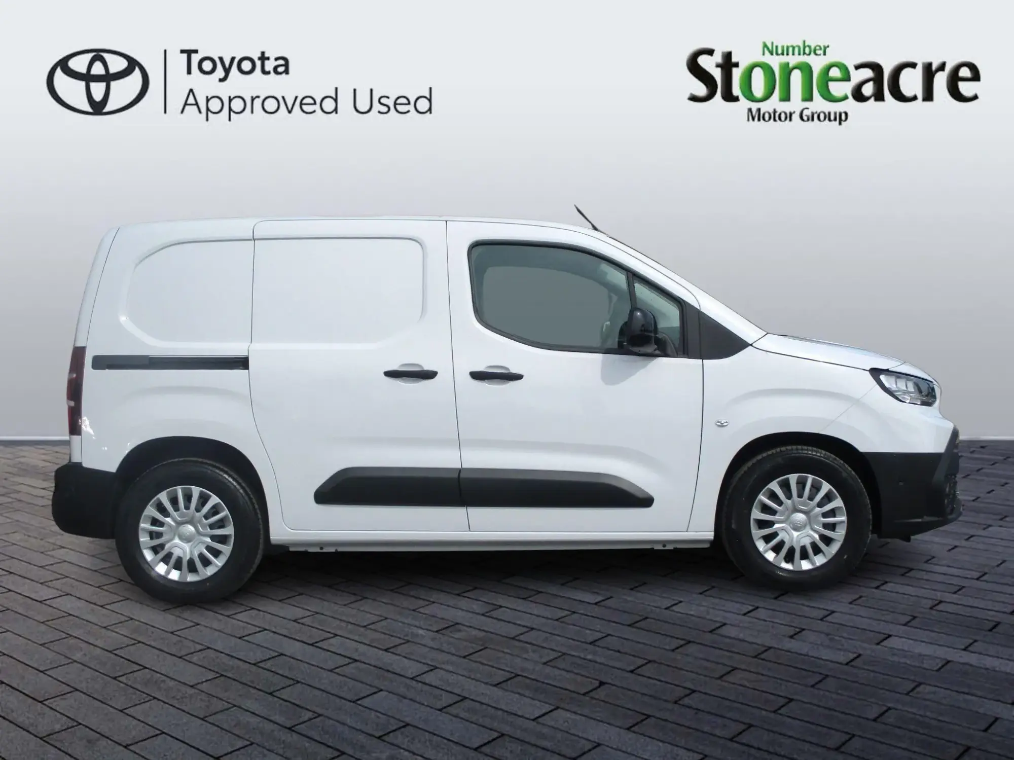 Toyota Proace City Image 2