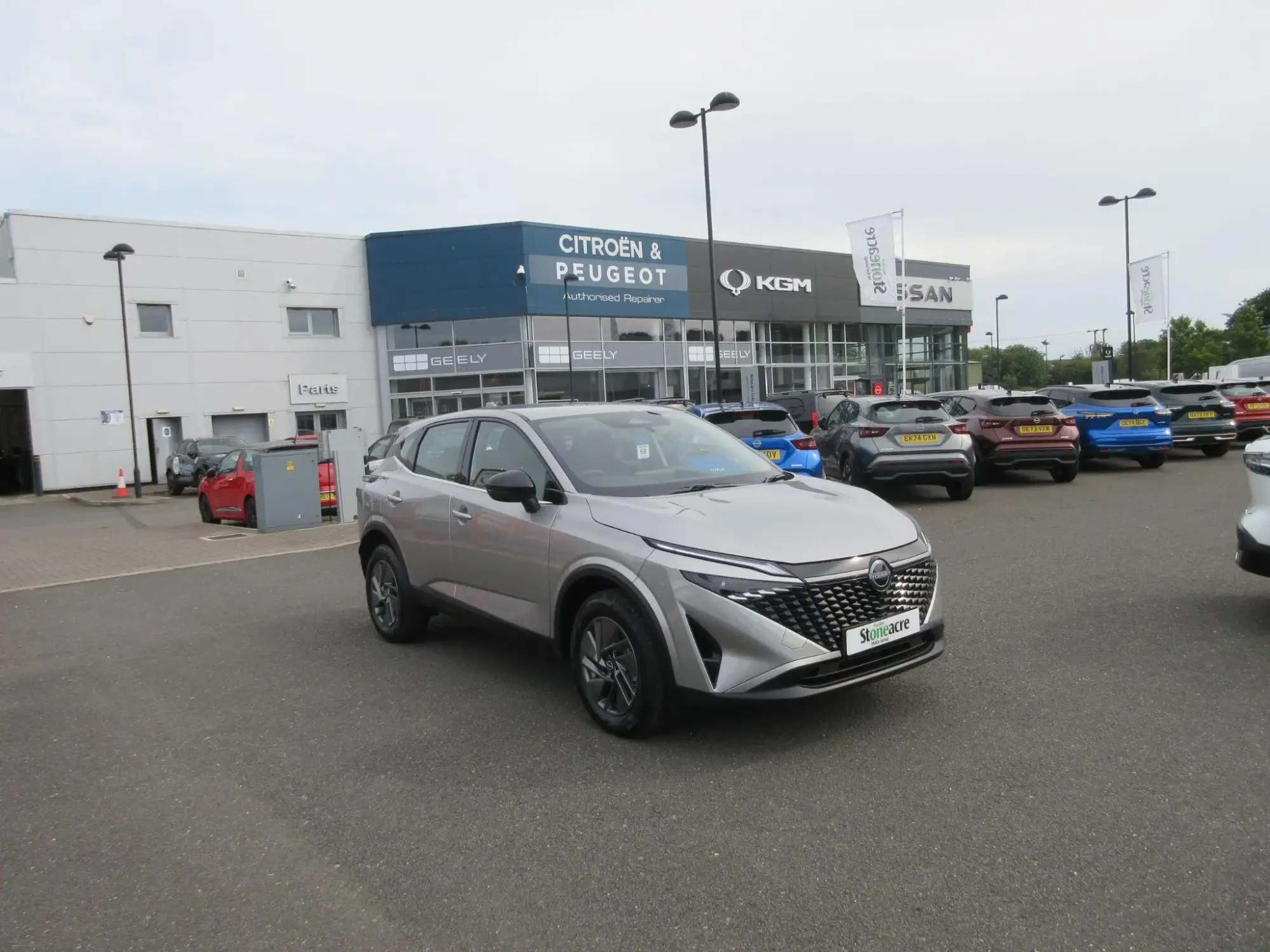 Nissan Qashqai Image 1 Nissan Qashqai Image 1