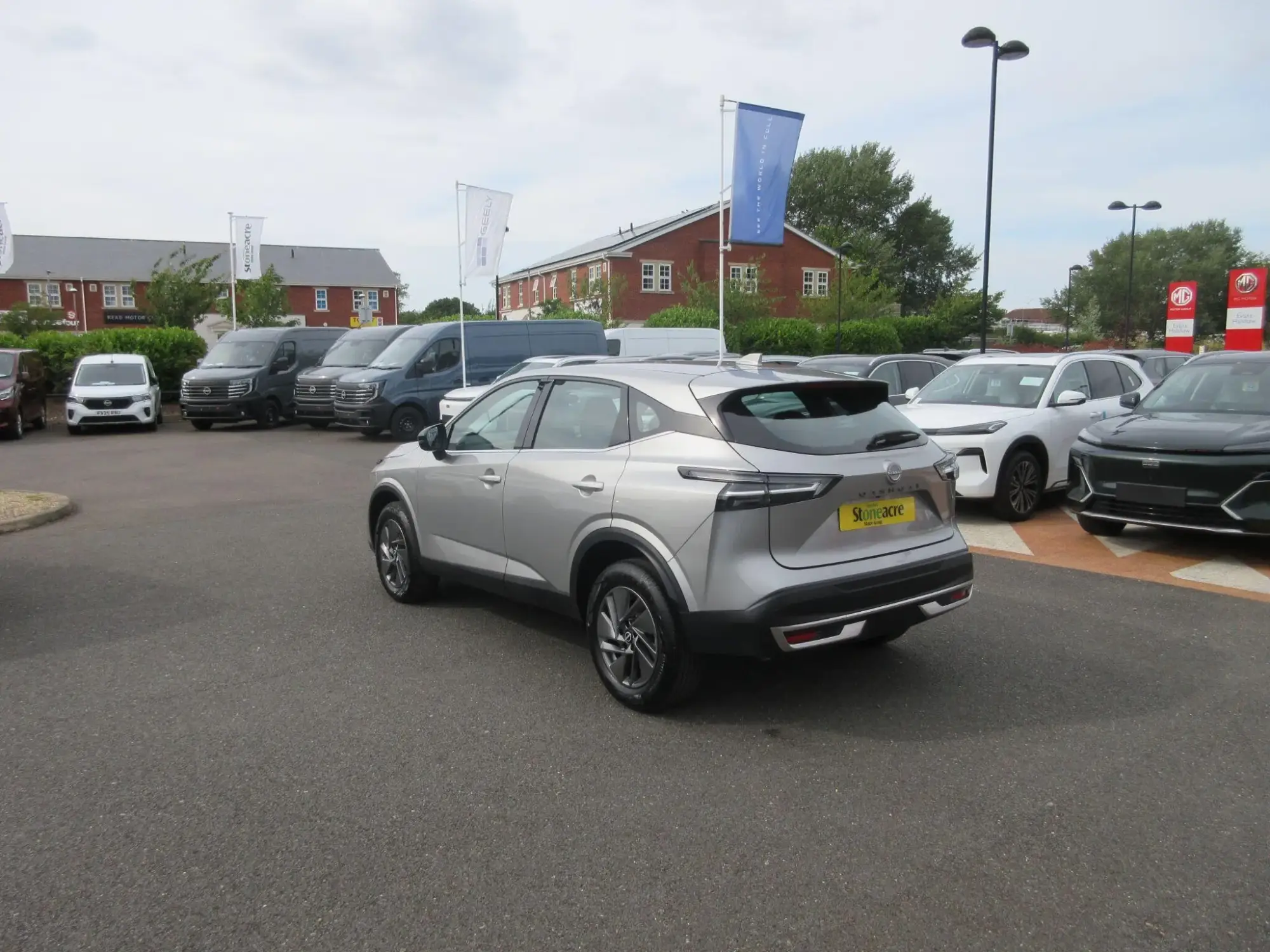 Nissan Qashqai Image 5 Nissan Qashqai Image 5