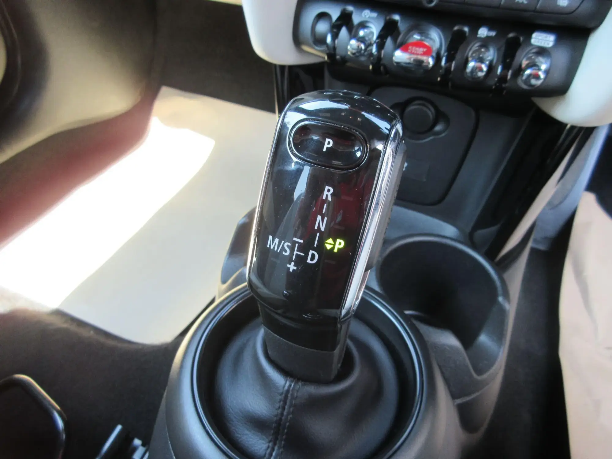 MINI Hatch Image 9 MINI Hatch Image 9