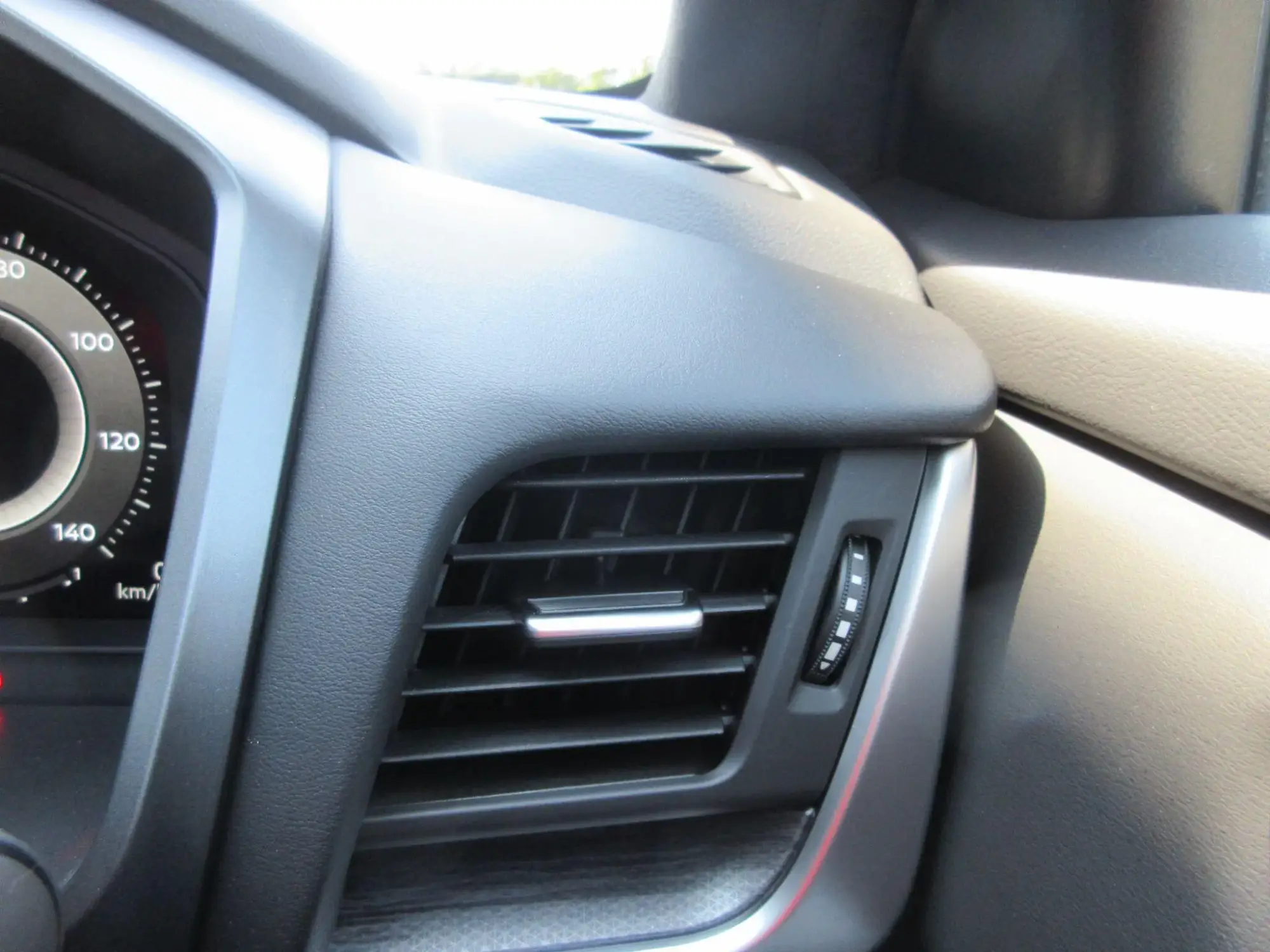 Nissan Qashqai Image 35 Nissan Qashqai Image 35