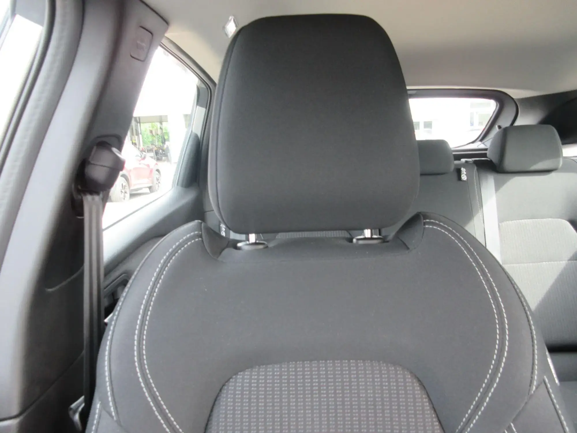 Nissan Qashqai Image 34 Nissan Qashqai Image 34