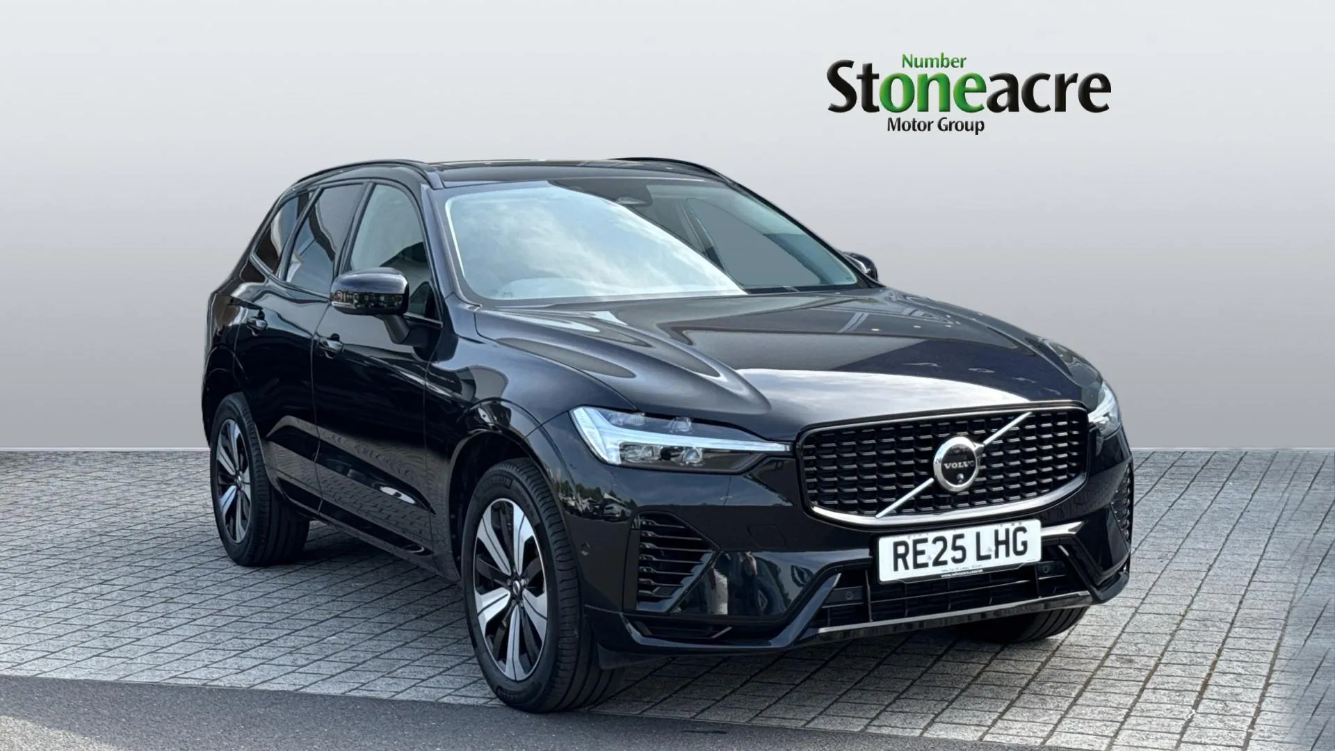 Volvo XC60 listing photo