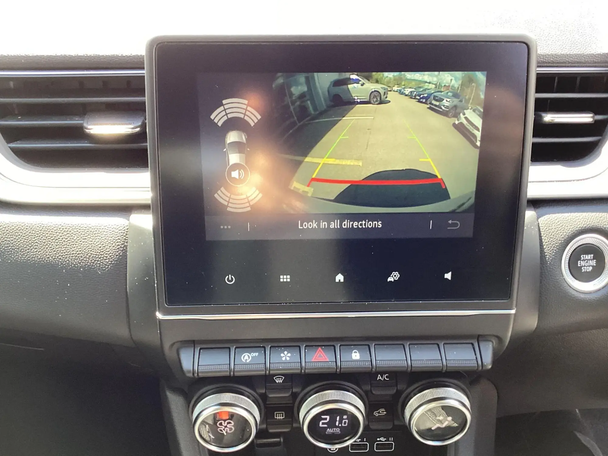 Renault Captur Image 28