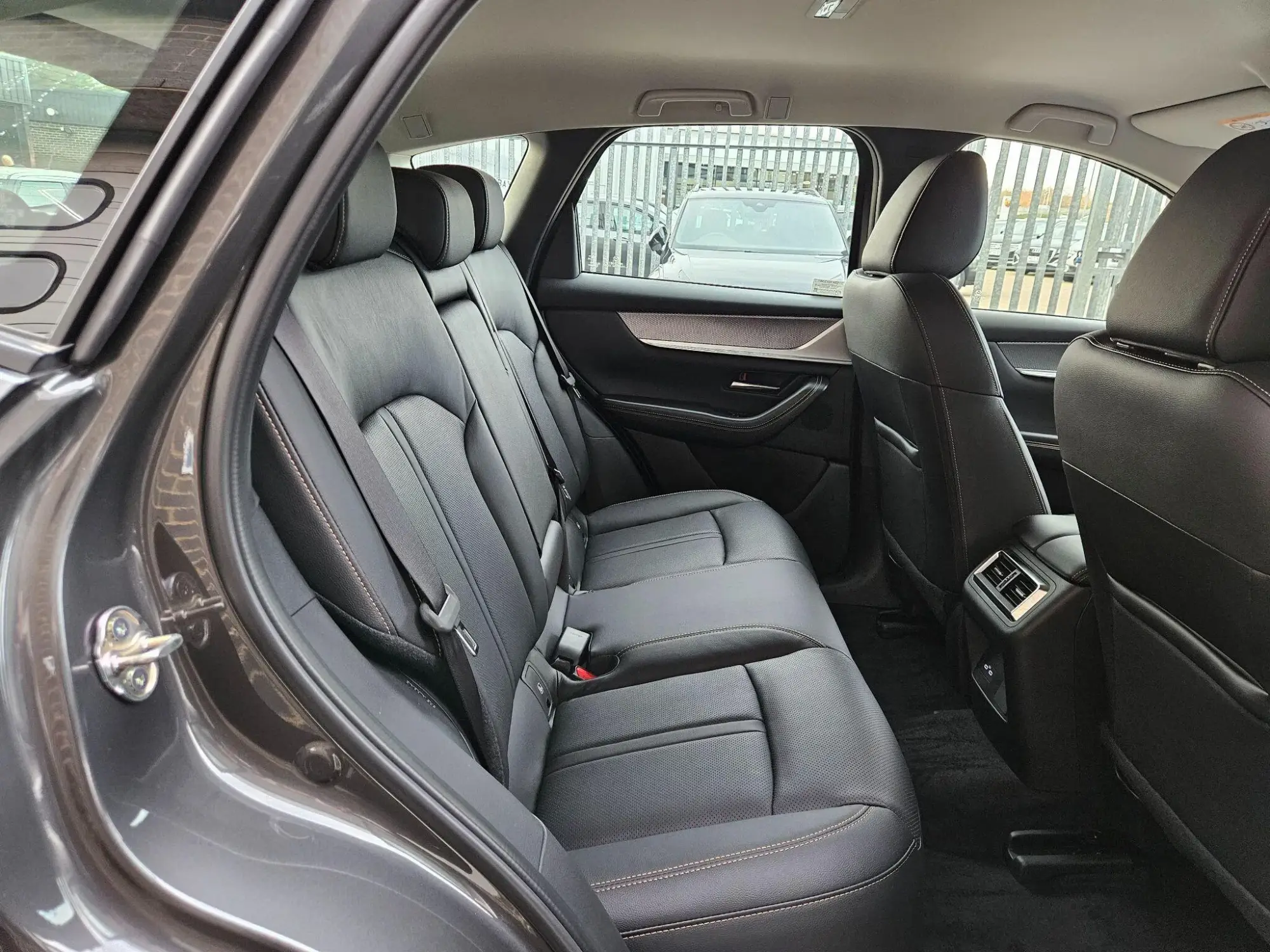 Mazda CX-60 PHEV Image 18 Mazda CX-60 PHEV Image 18