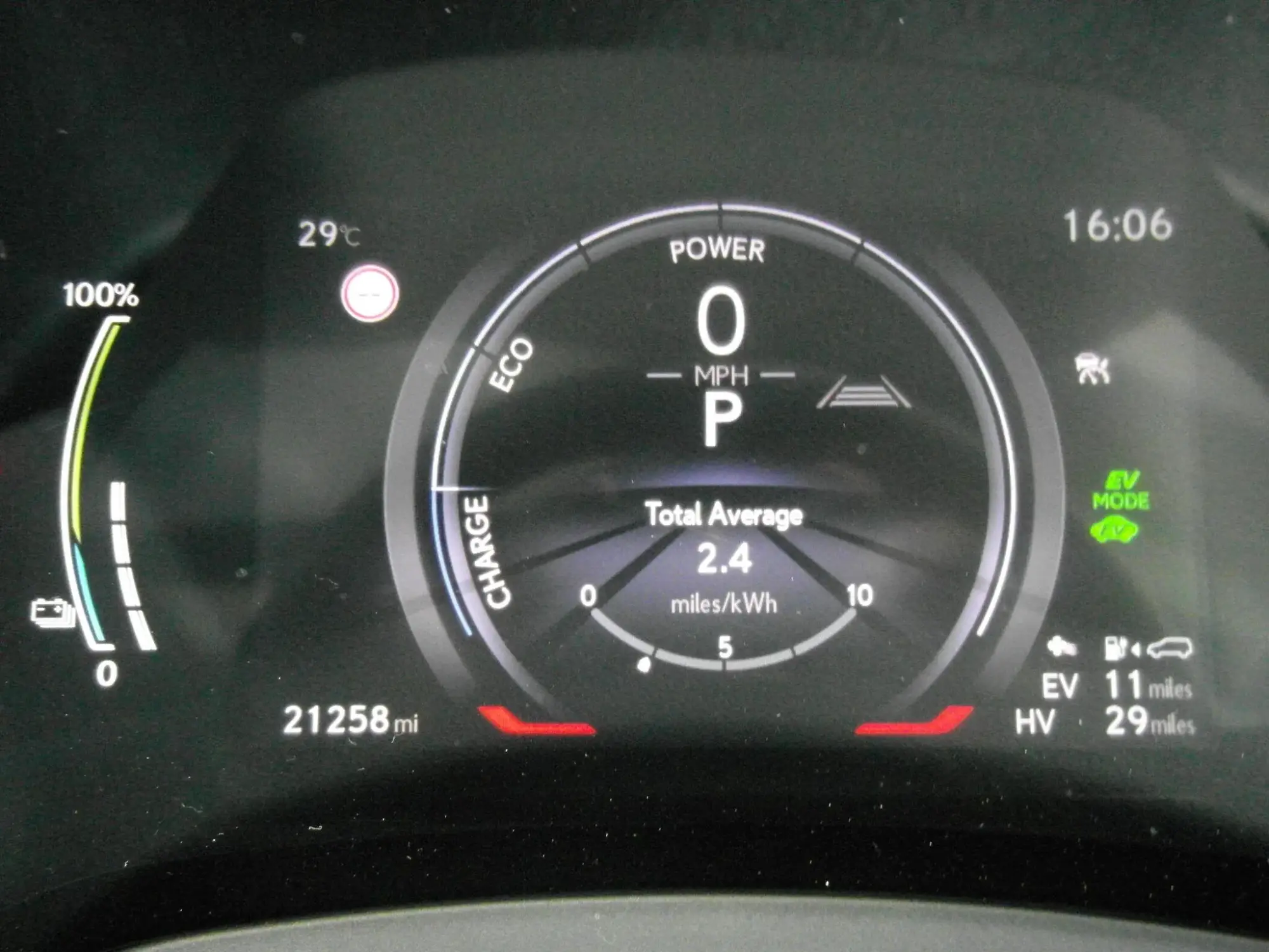 Lexus RX Plug-In Hybrid Image 26 Lexus RX Plug-In Hybrid Image 26