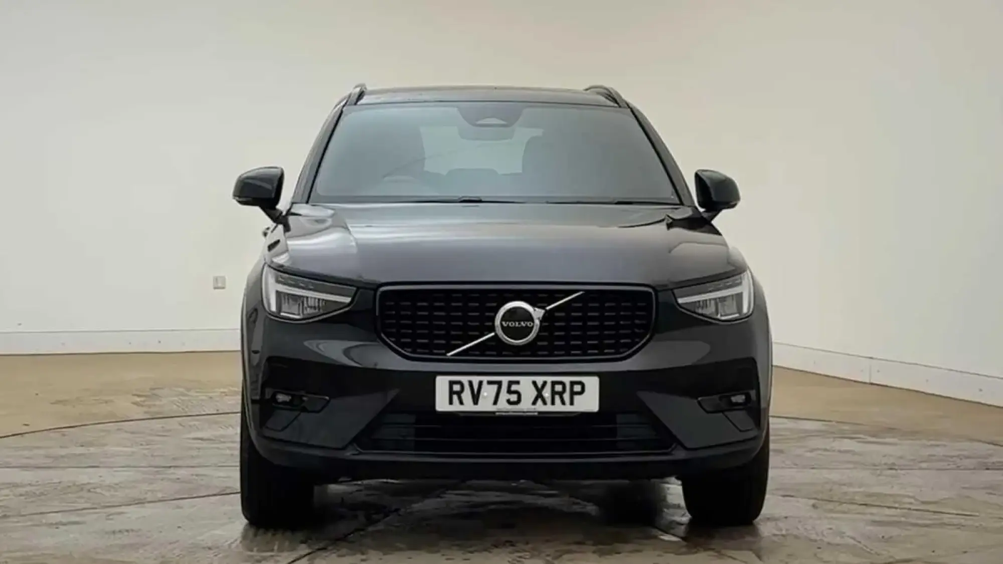 Volvo XC40 Image 2