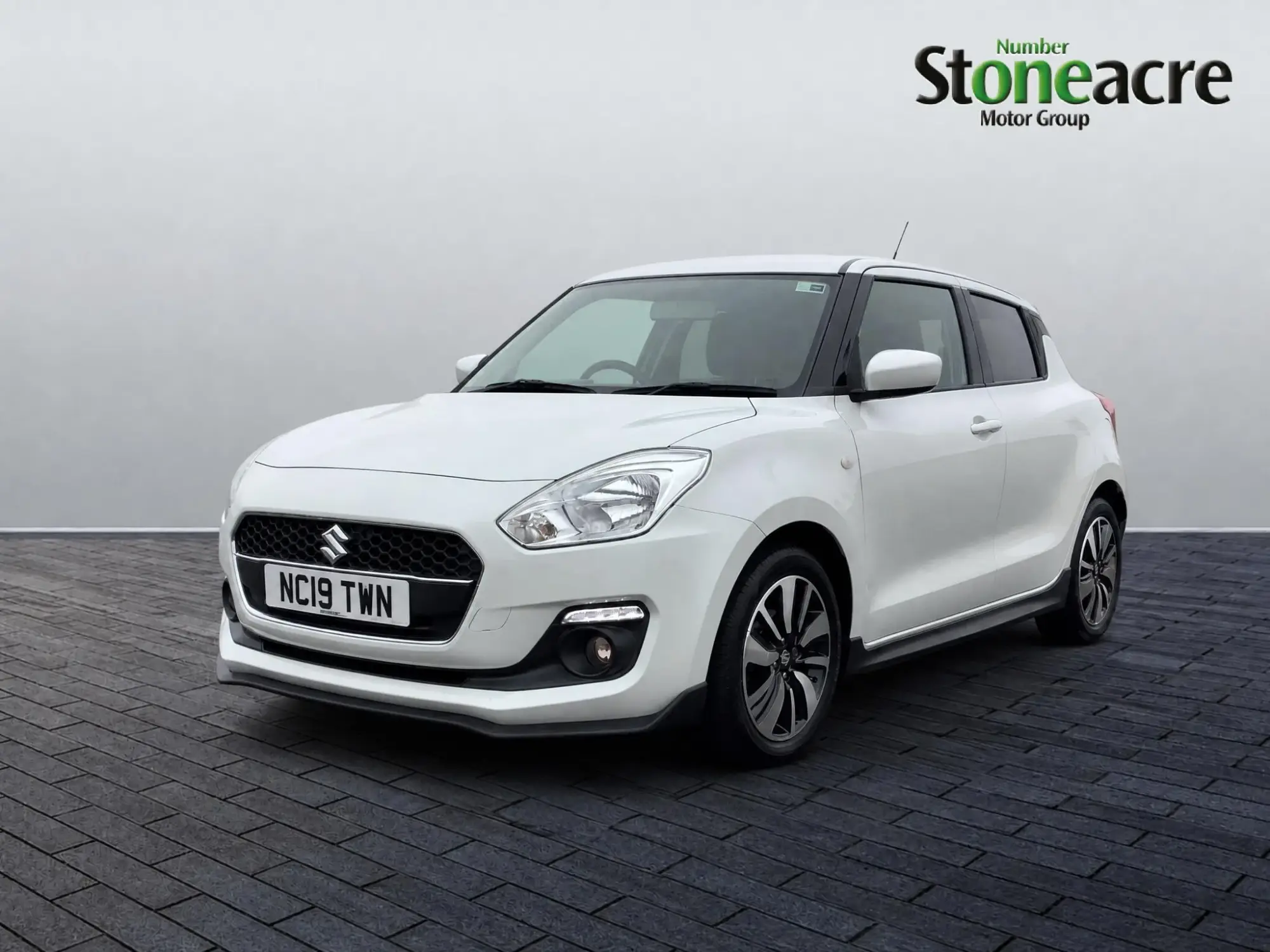 Suzuki Swift 1.2 Dualjet Attitude 5dr NC19TWN Image 3
