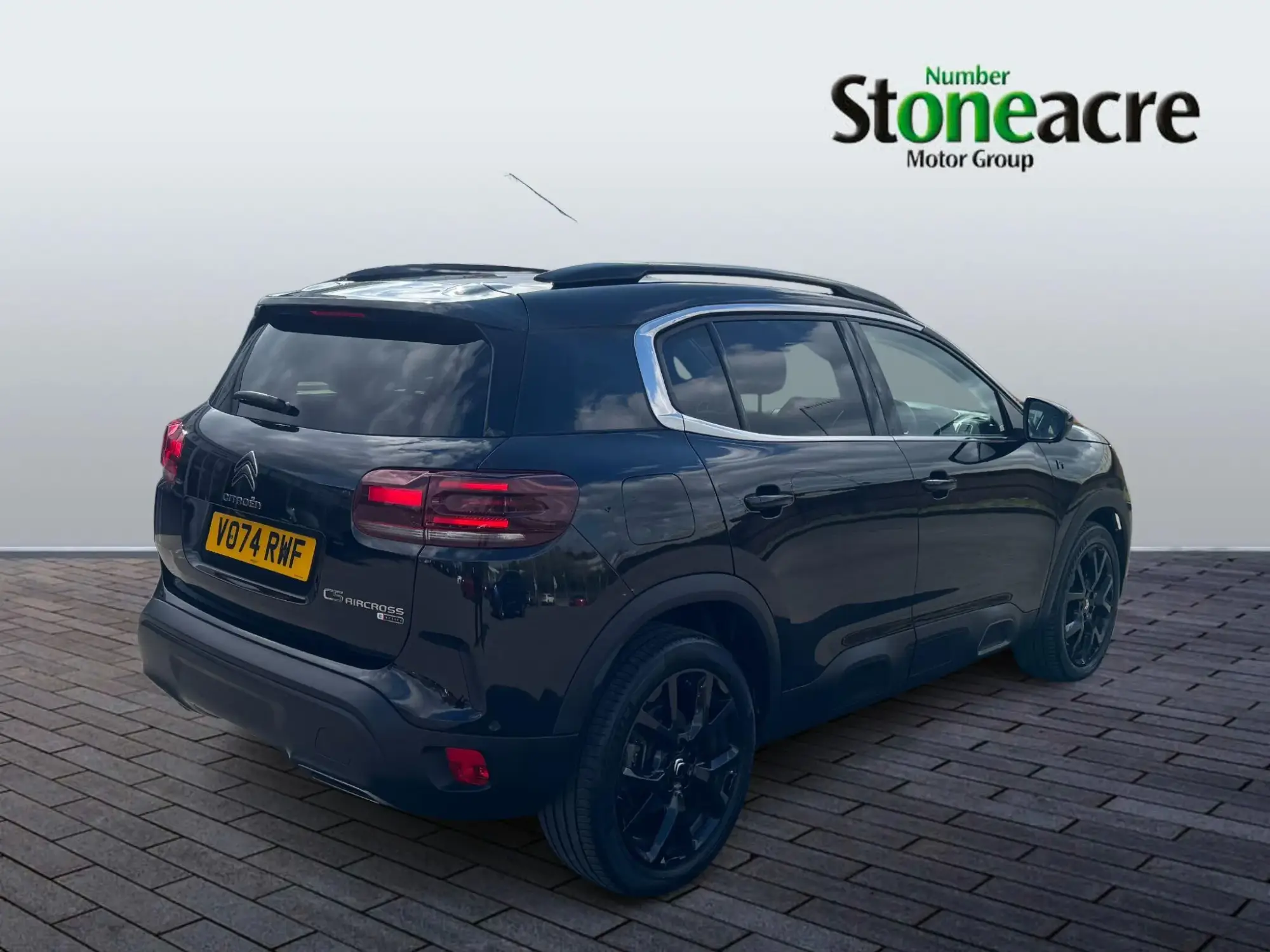 Citroen C5 Aircross 1.6 14.2kWh e-series e-EAT8 Euro 6 (s/s) 5dr VO74RWF Image 3