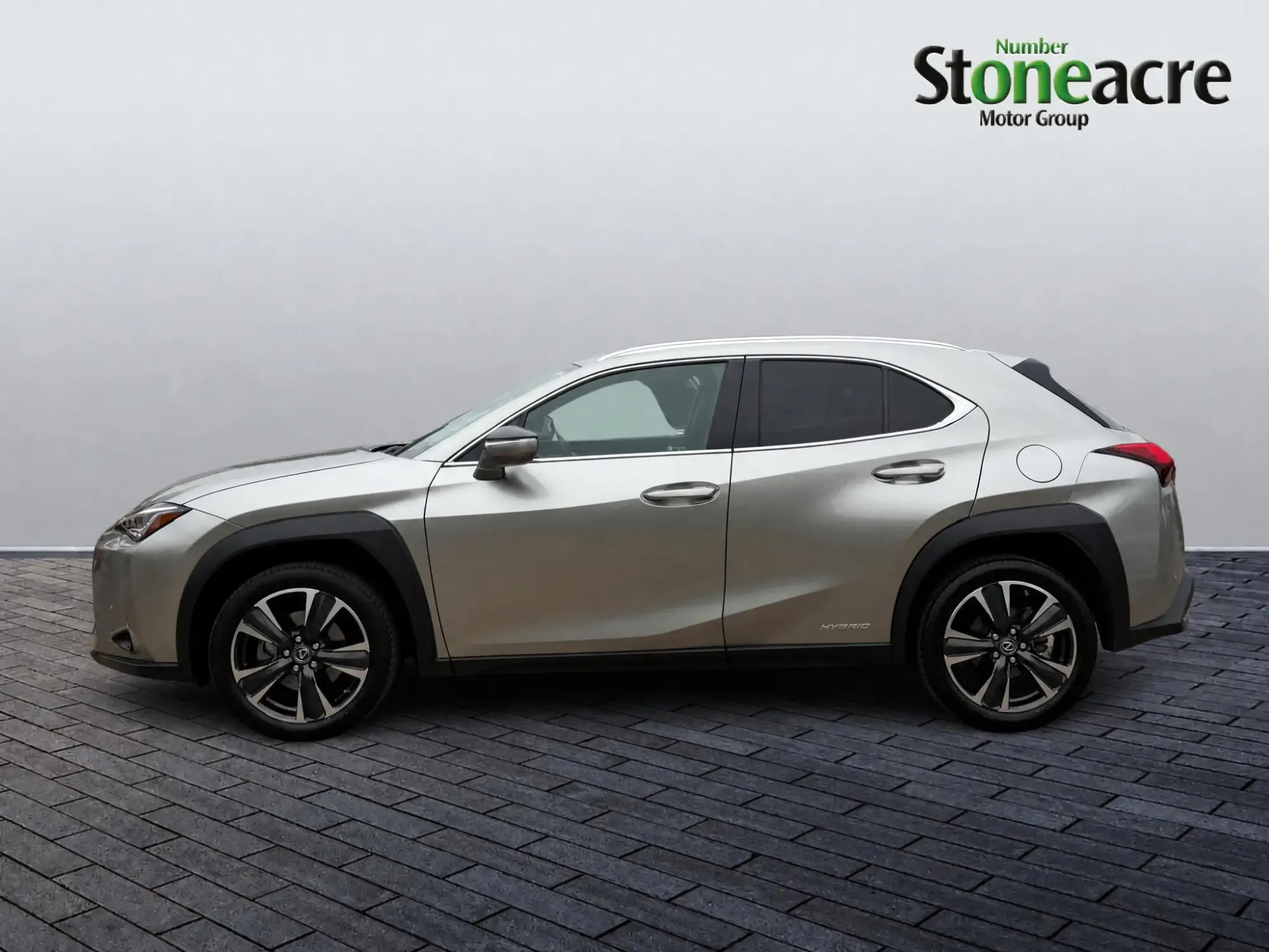 Lexus UX Self-Charging Hybrid Image 8