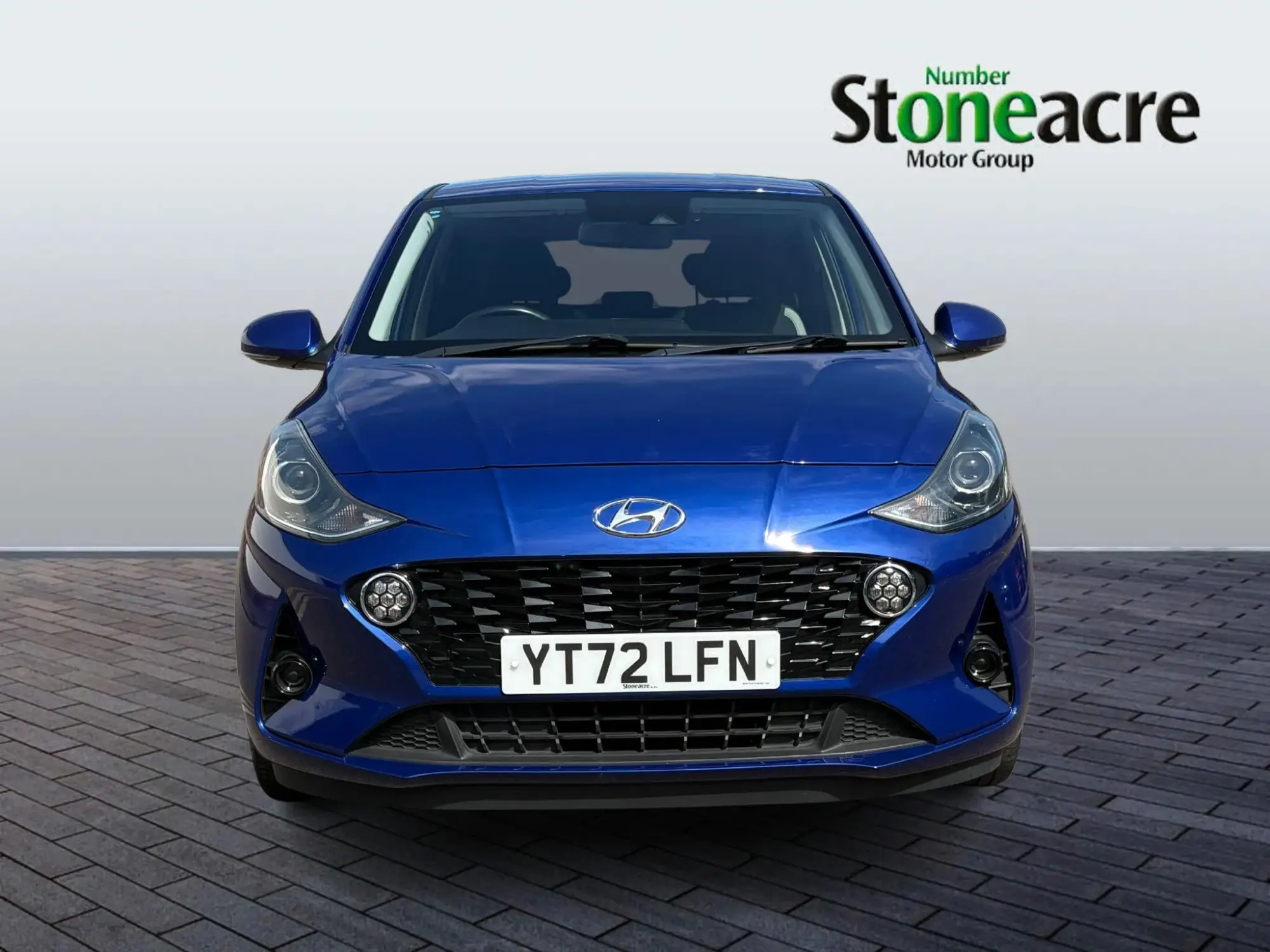 Hyundai i10 Image 2
