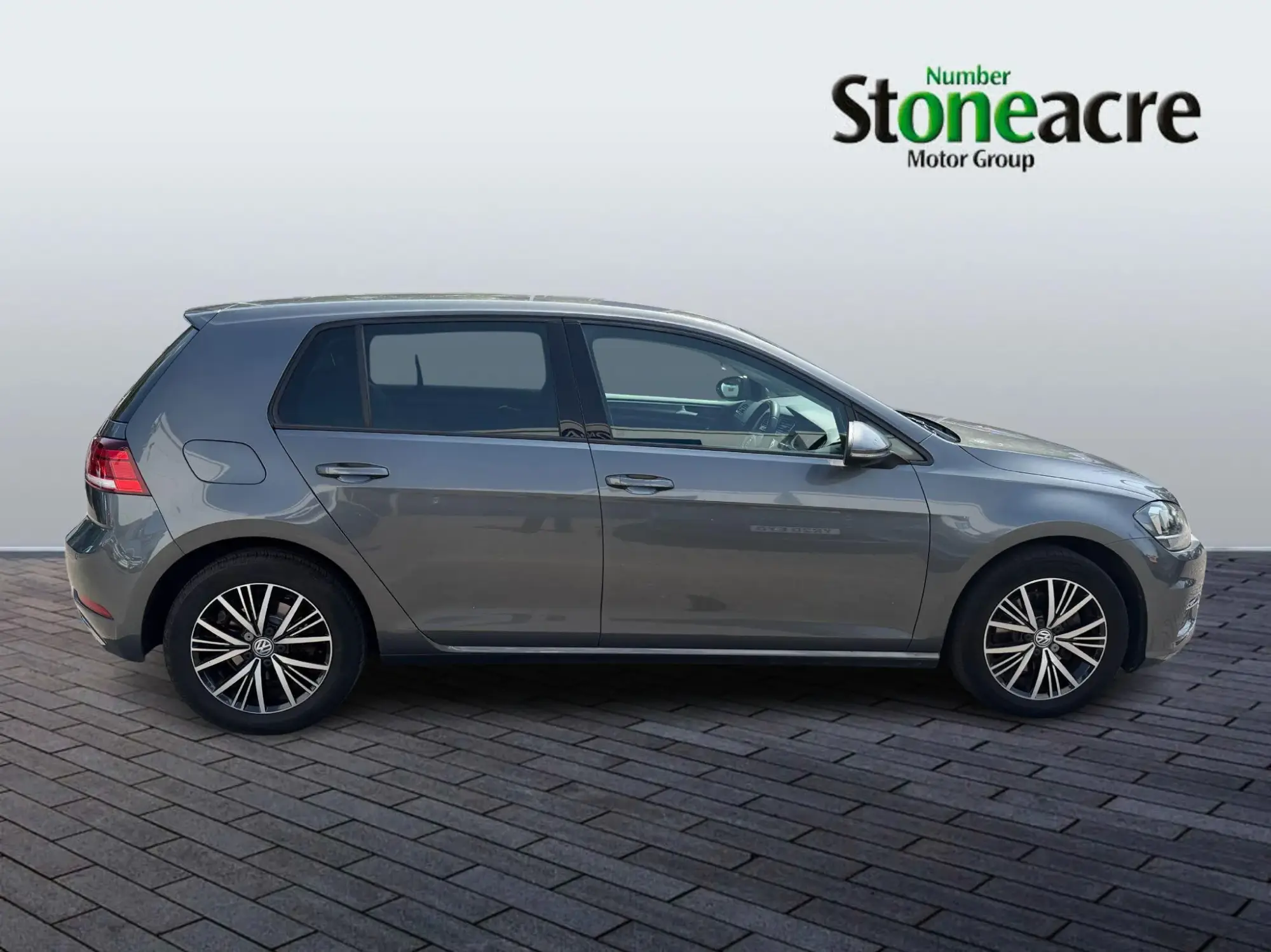 Volkswagen Golf 1.5 TSI EVO SE Nav DSG Euro 6 (s/s) 5dr WM68XWV Image 2
