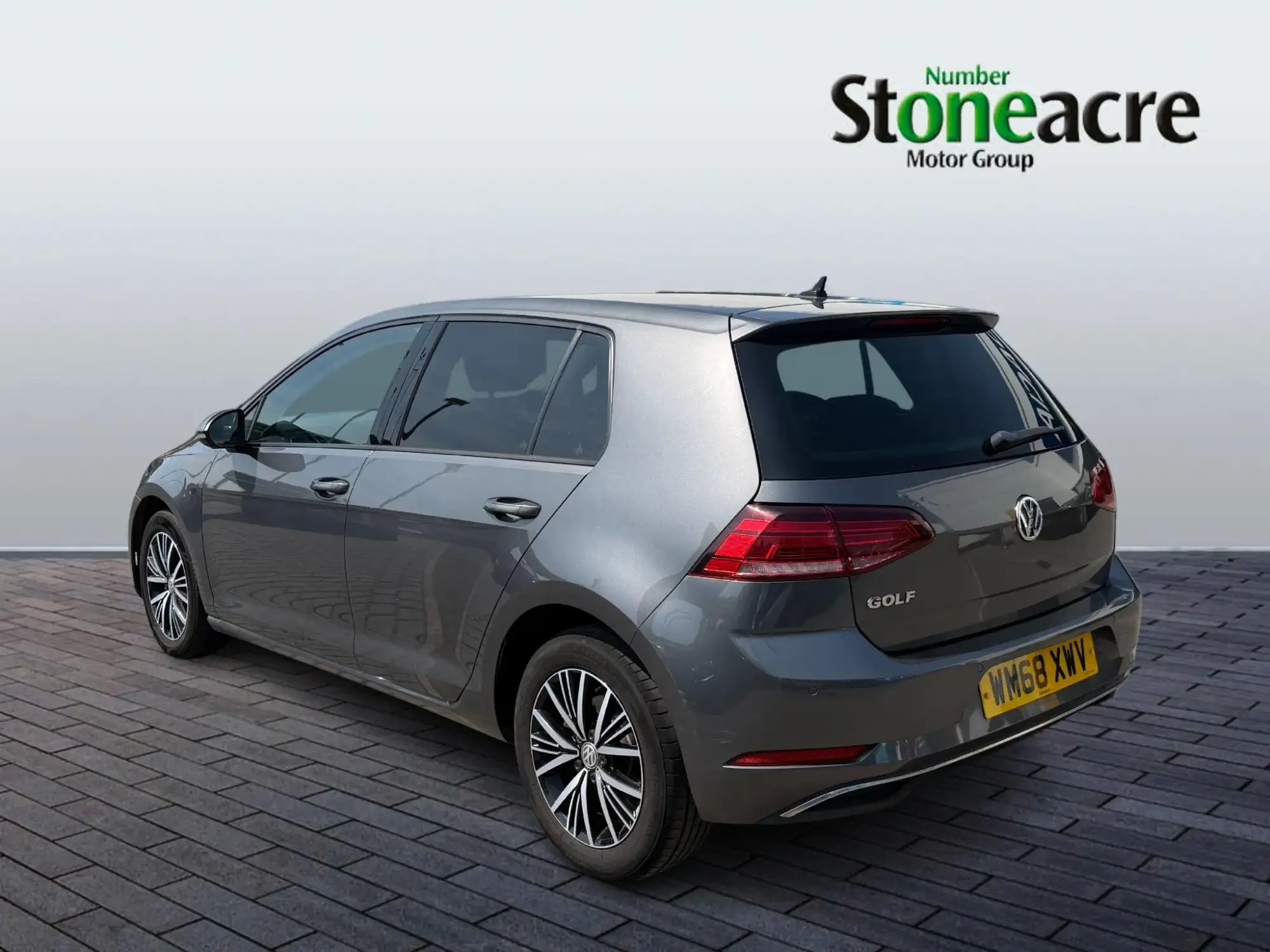 Volkswagen Golf Image 5