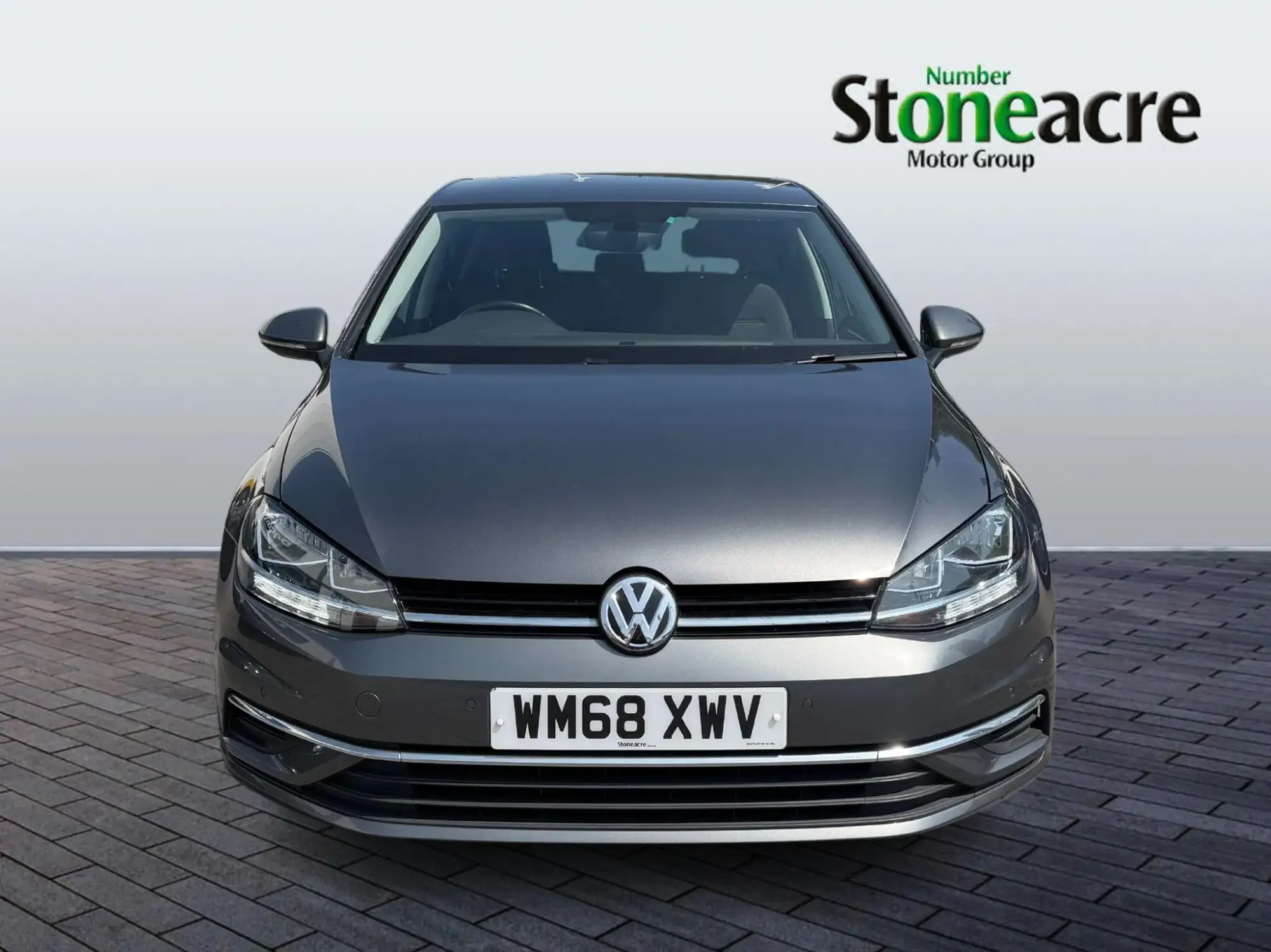 Volkswagen Golf Image 8