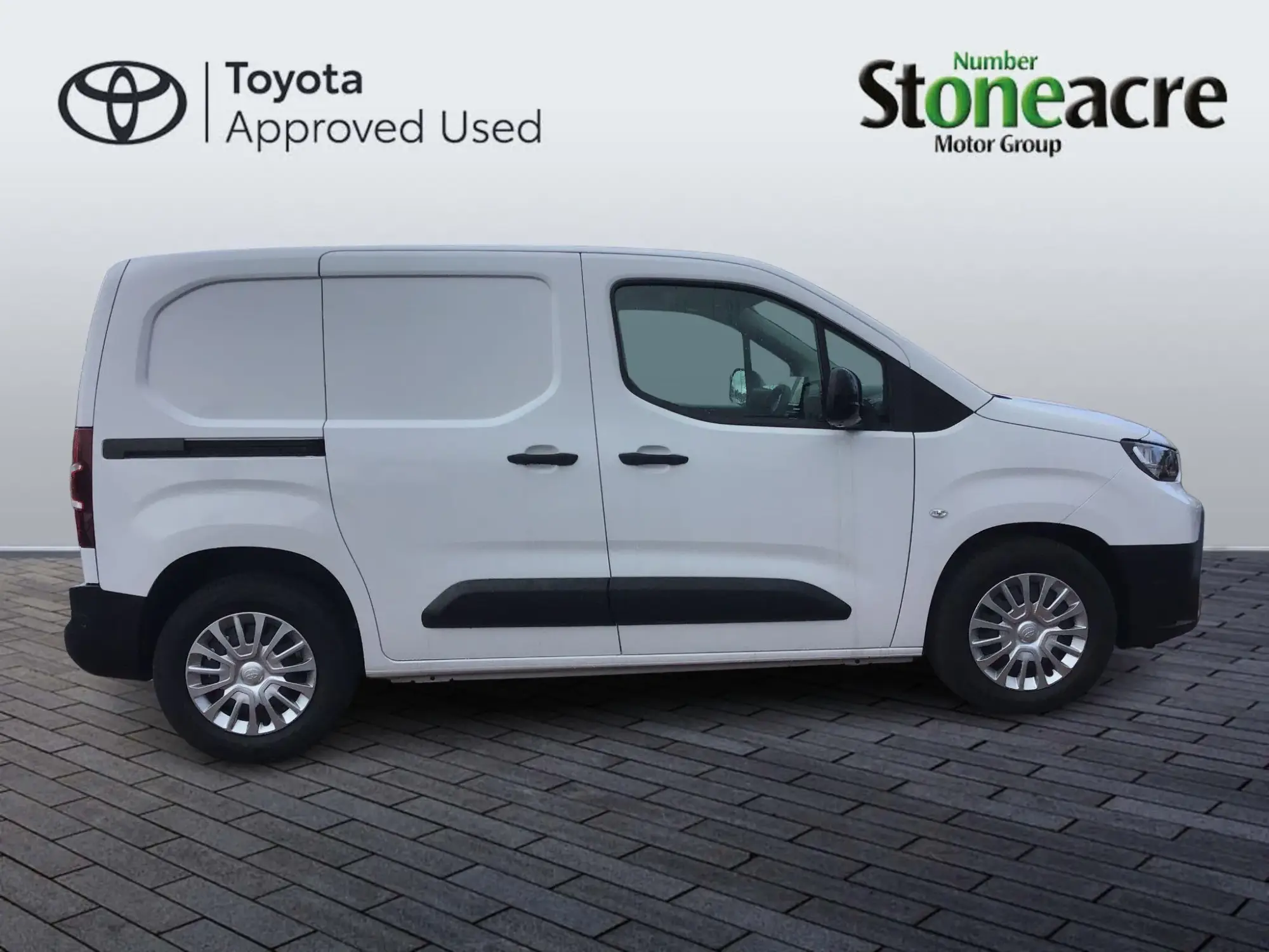 Toyota Proace City Image 2