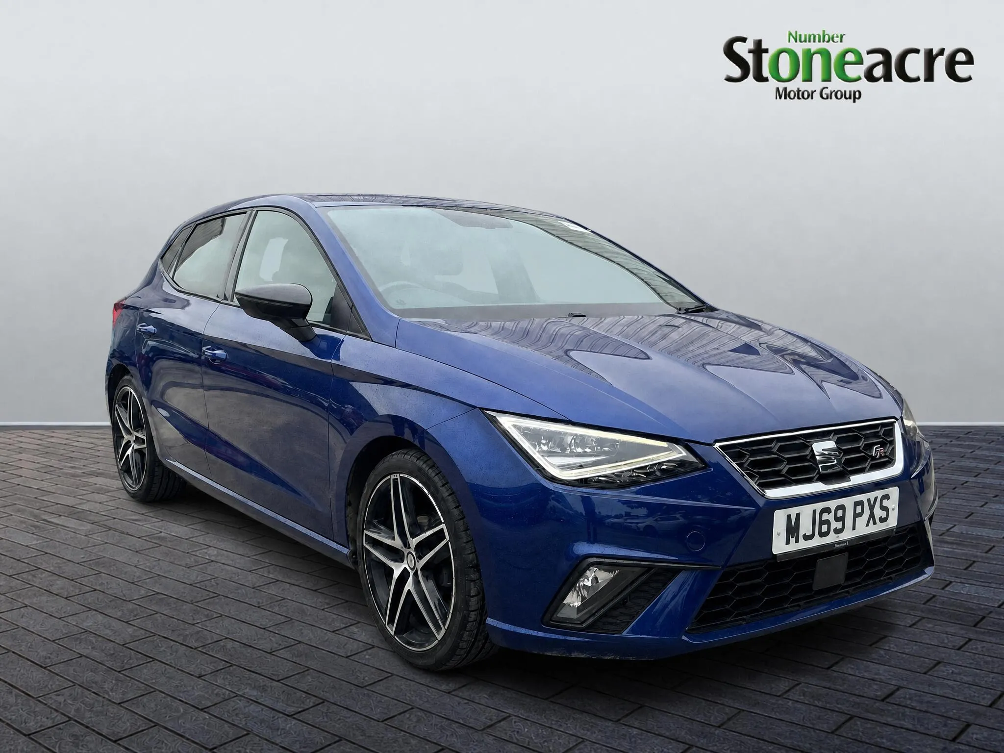 SEAT Ibiza listing photo