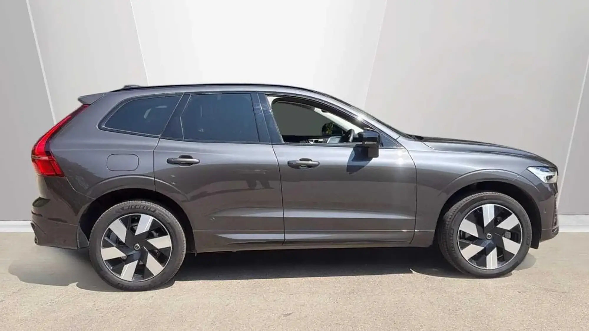 Volvo XC60 Image 3 Volvo XC60 Image 3