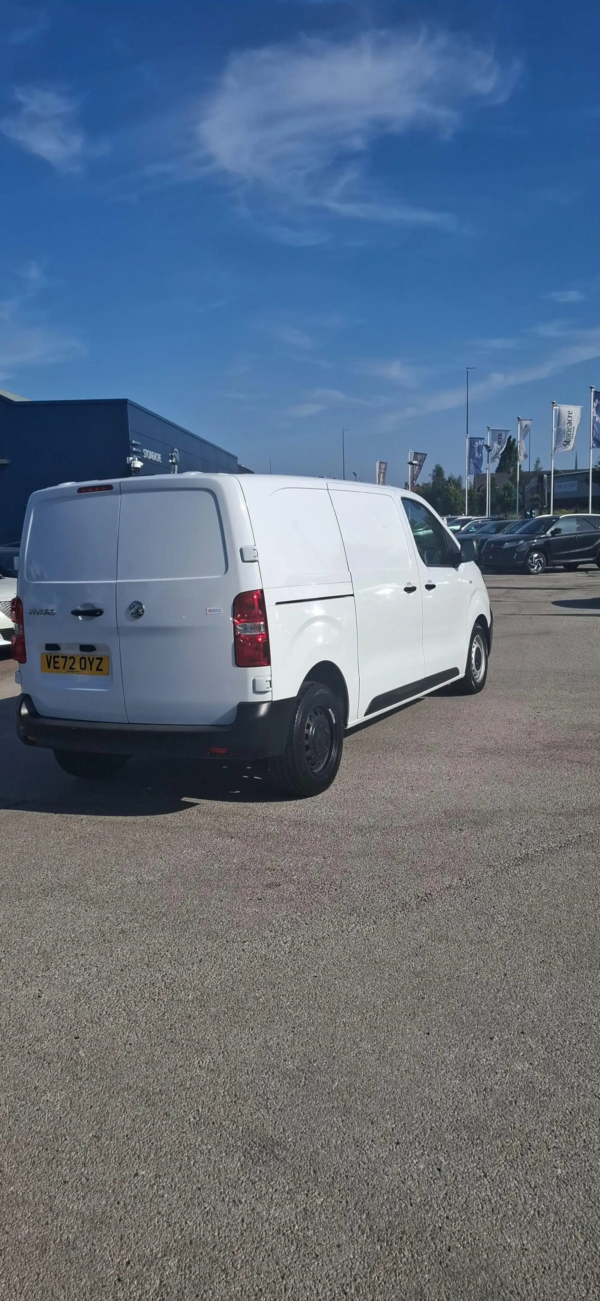 Vauxhall Vivaro 1.5 Turbo D 2900 Dynamic L1 H1 Euro 6 (s/s) 6dr VE72OYZ Image 3