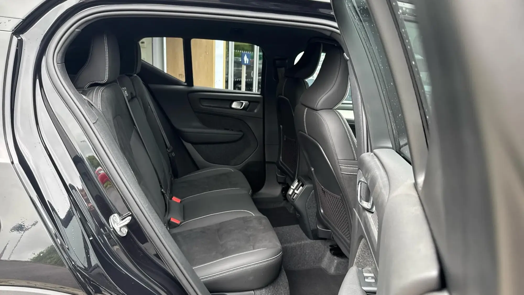 Volvo XC40 Image 6
