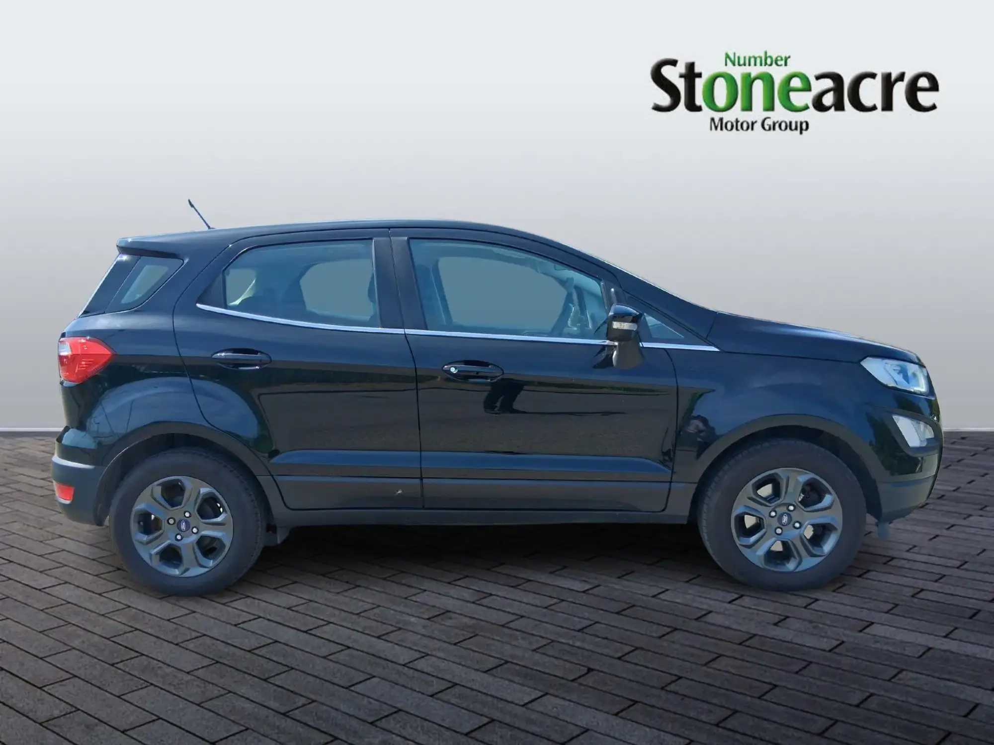 Ford EcoSport Image 2