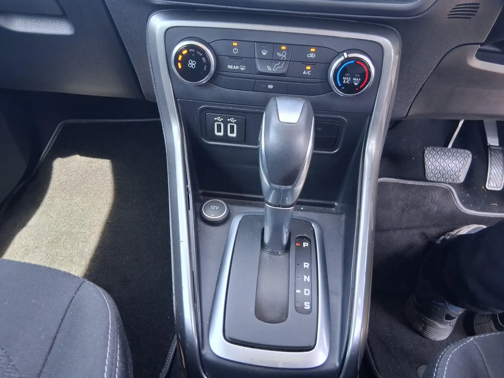 Ford EcoSport Image 13