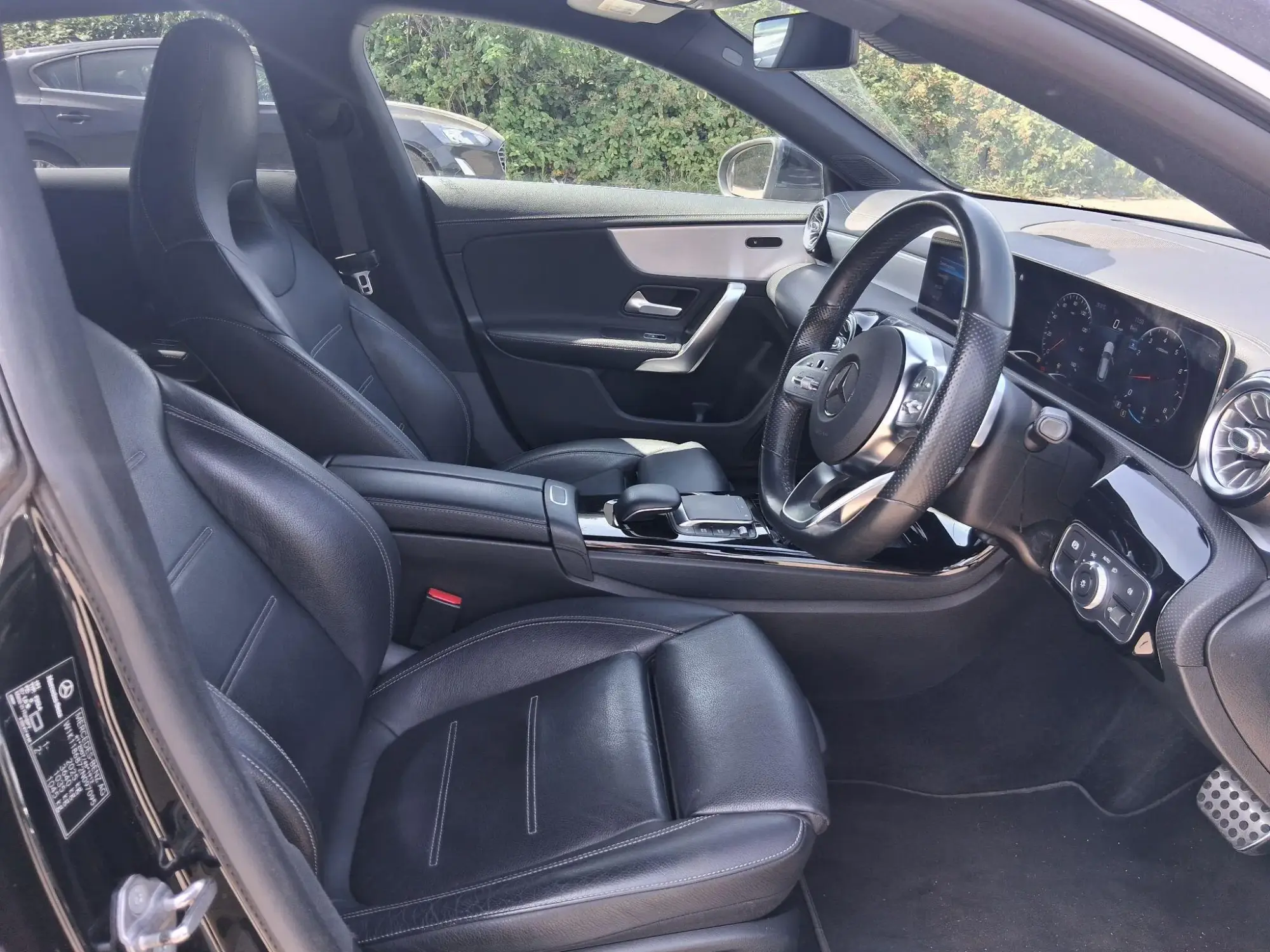 Mercedes-Benz CLA Image 11