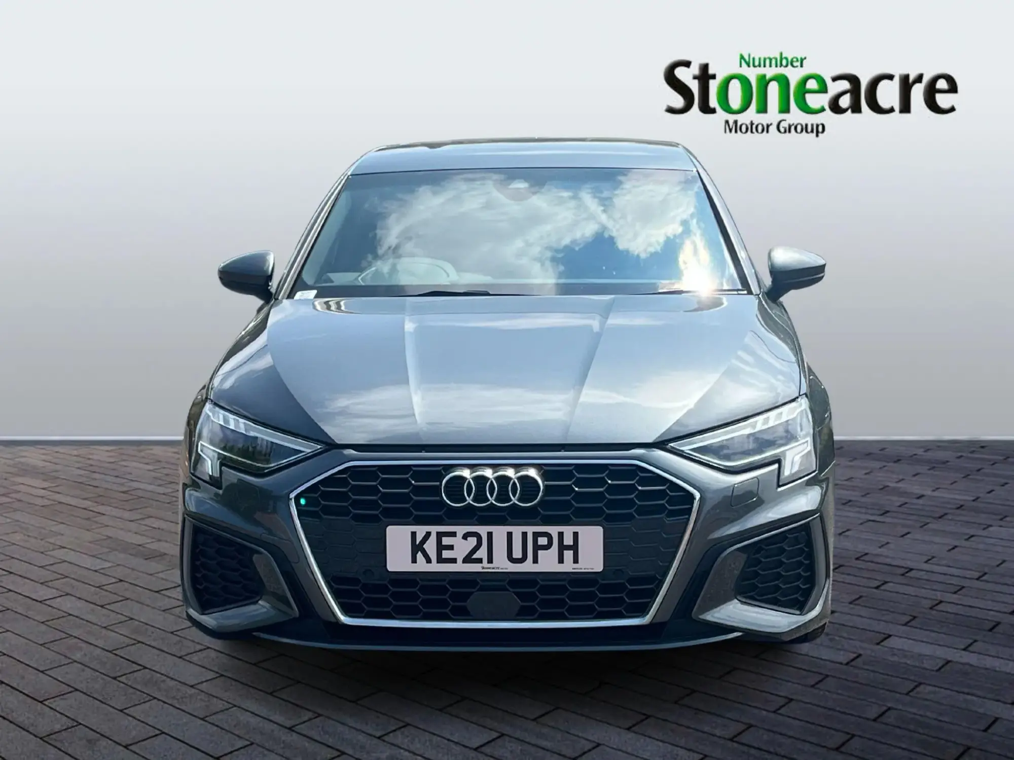 Audi A3 1.5 TFSI 35 S line Sportback S Tronic Euro 6 (s/s) 5dr KE21UPH Image 2