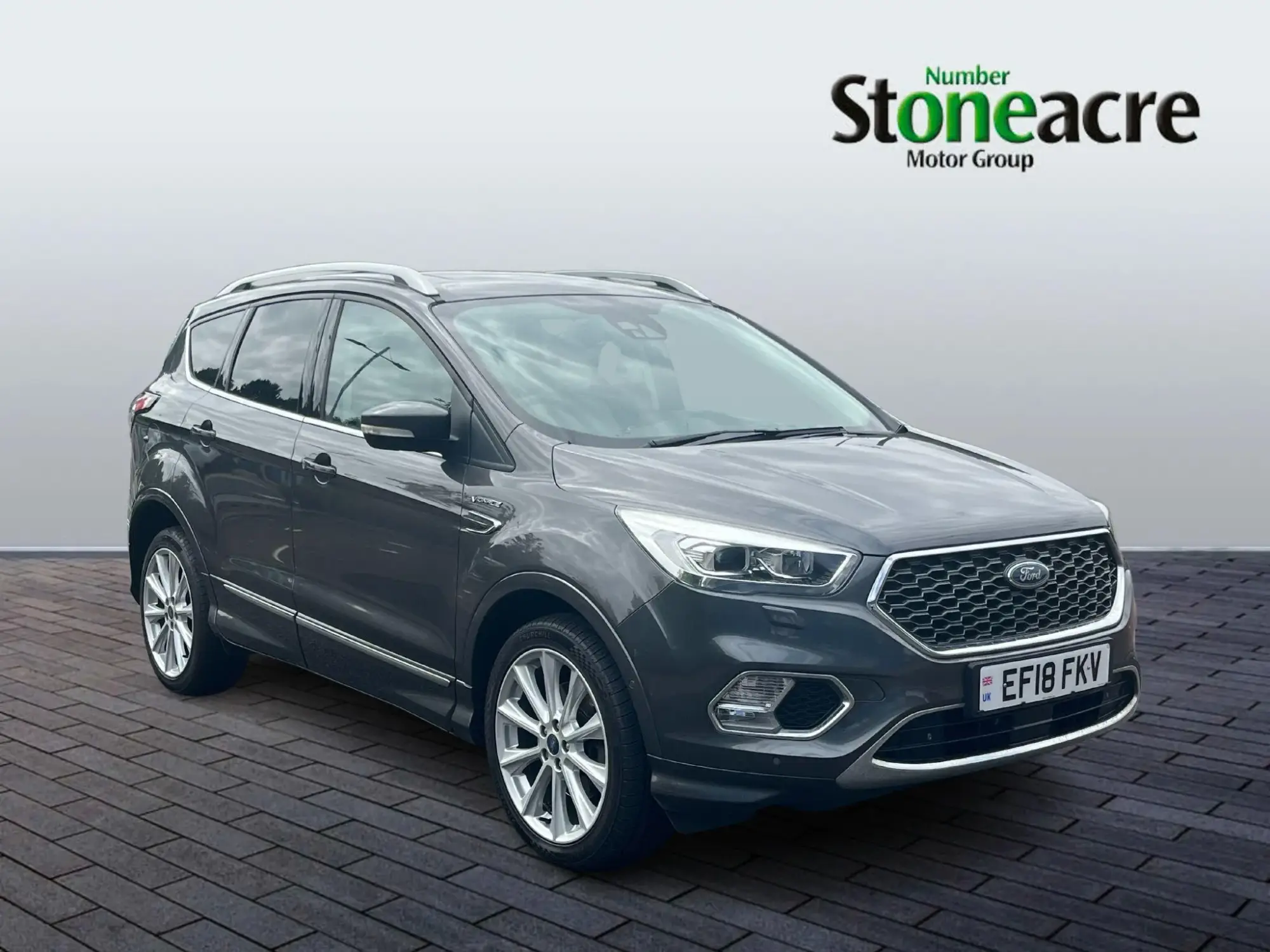 Ford Kuga 2.0 TDCi EcoBlue Vignale SUV 5dr Diesel Powershift AWD Euro 6 (s/s) (180 ps) EF18FKV Image 1