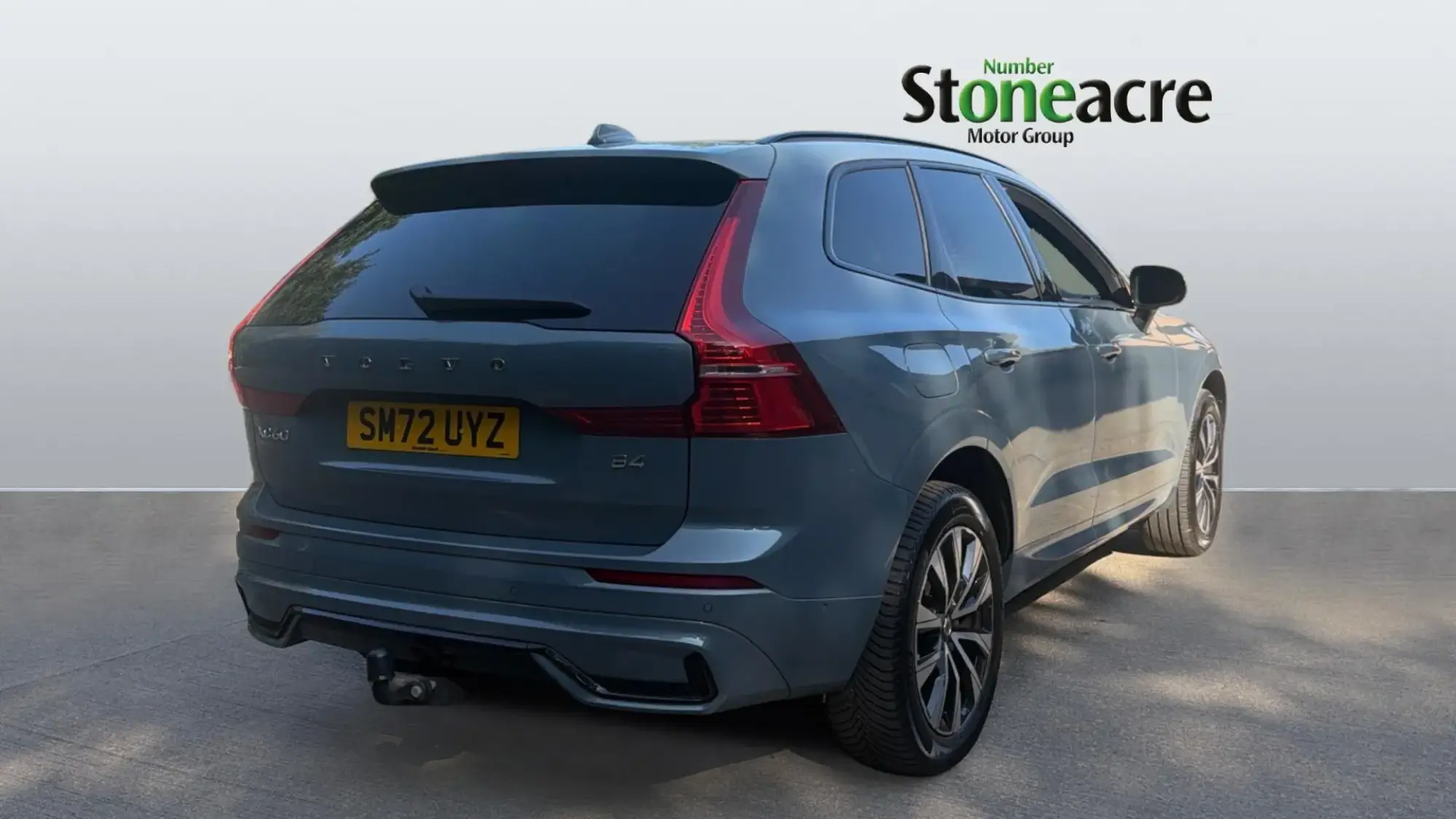Volvo XC60 Plus (Dark) B4 AWD mild hybrid (Diesel) SM72UYZ Image 2