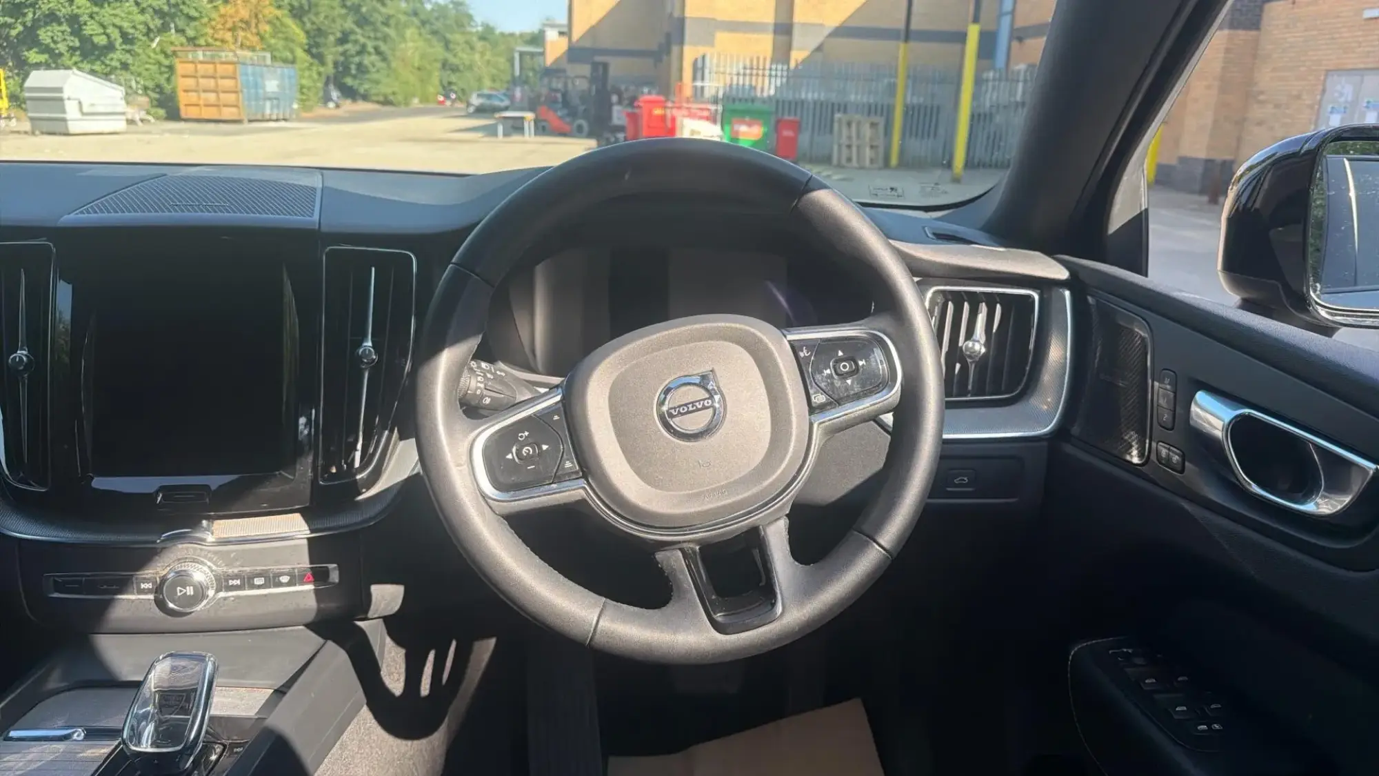 Volvo XC60 Image 10