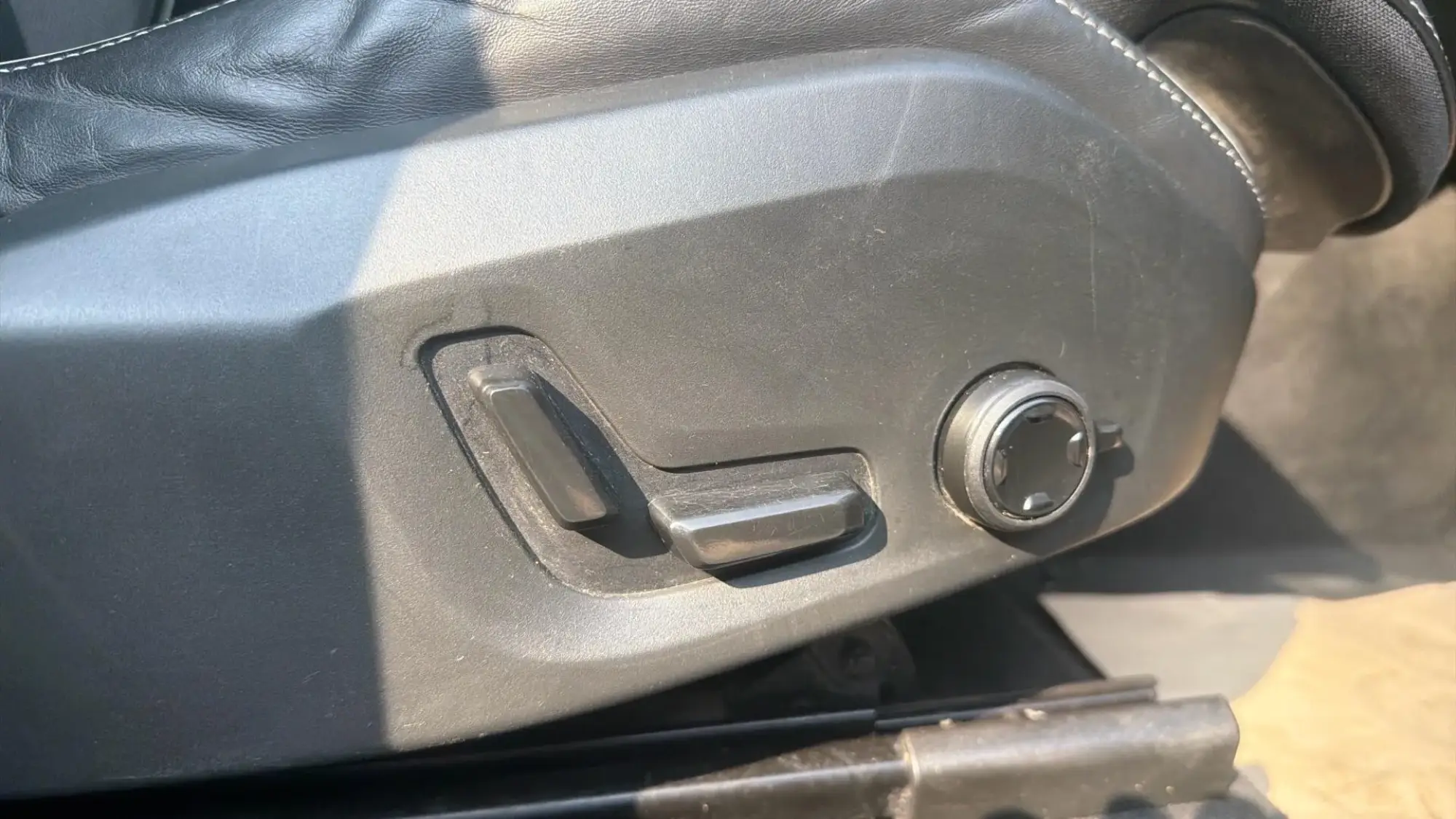 Volvo XC60 Image 28