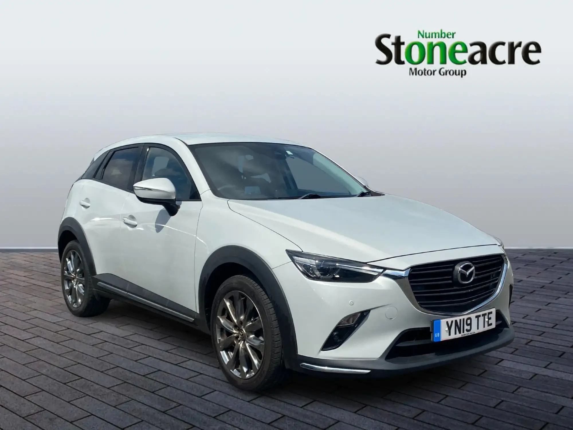 Mazda CX-3 Image 1