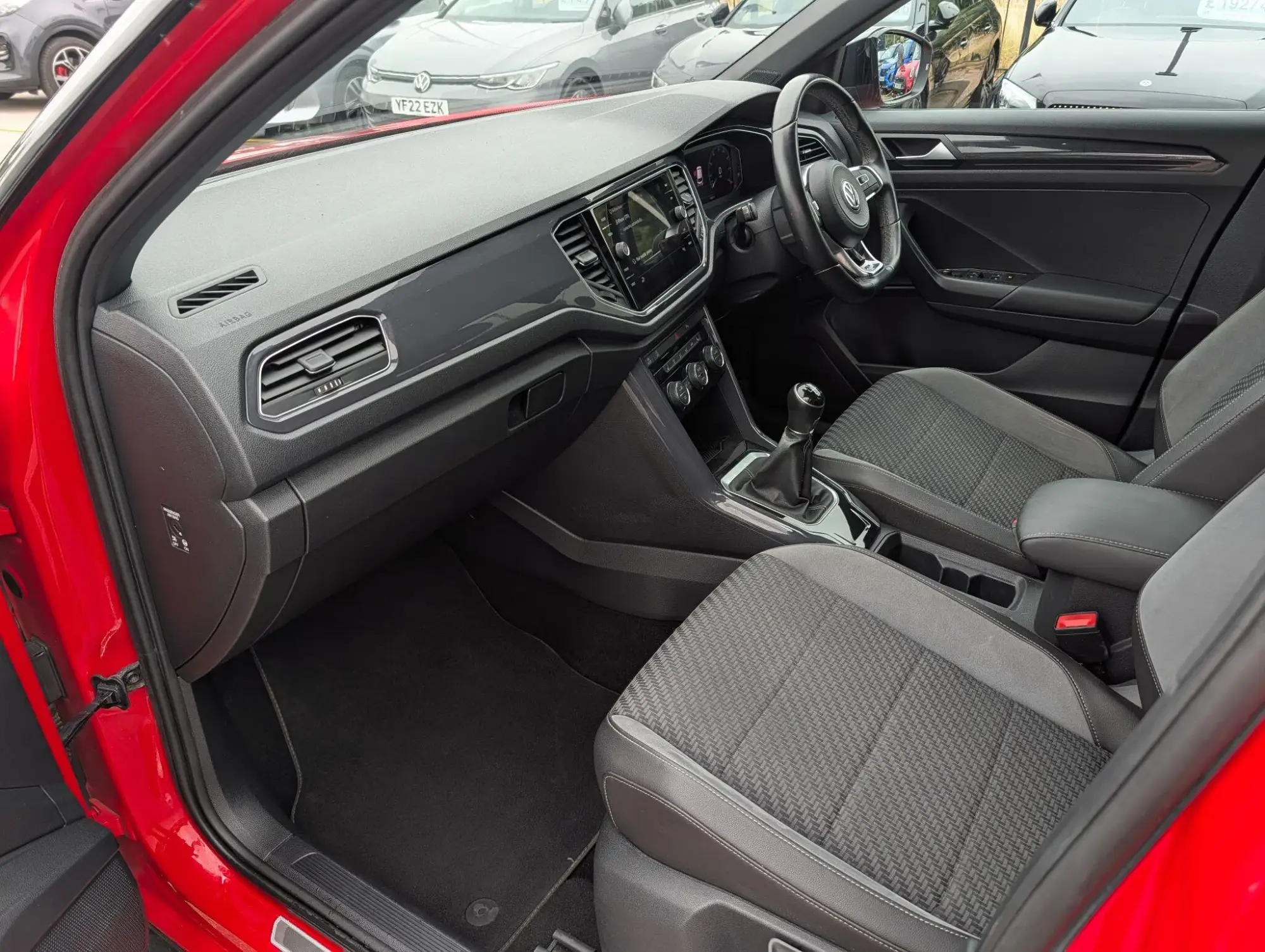 Volkswagen T-Roc Image 28 Volkswagen T-Roc Image 28