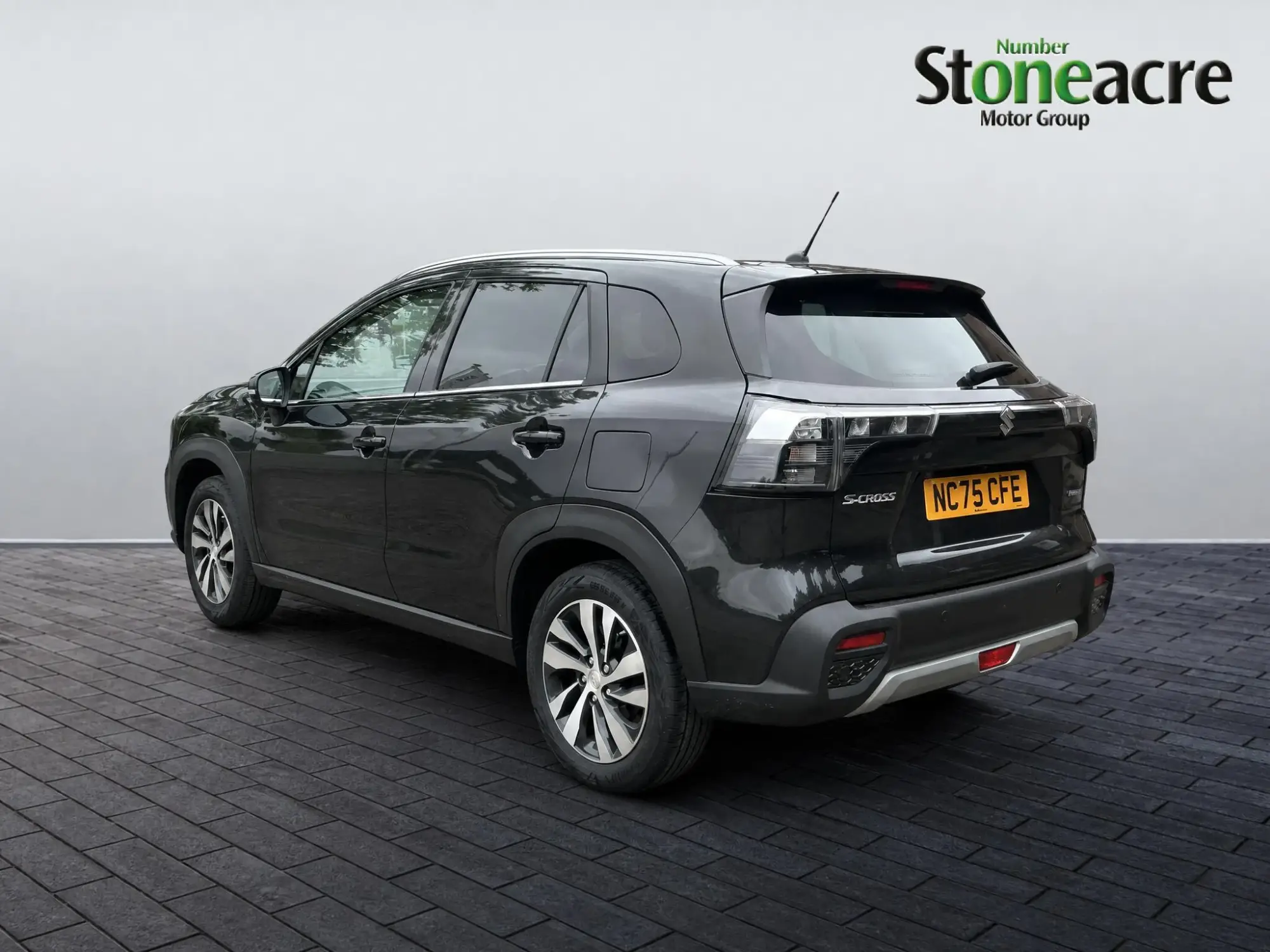 Suzuki S-Cross Image 3