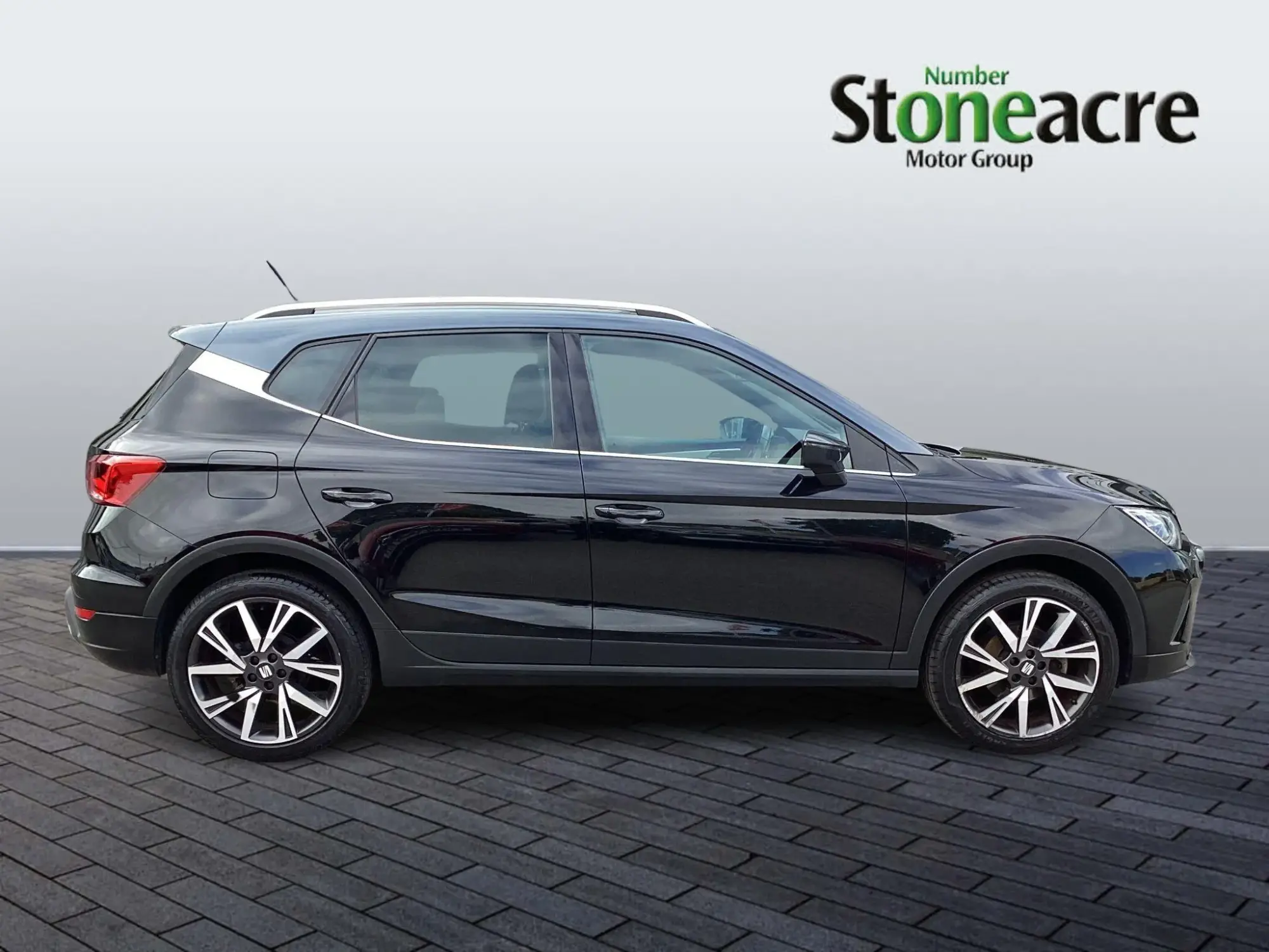 SEAT Arona Image 2