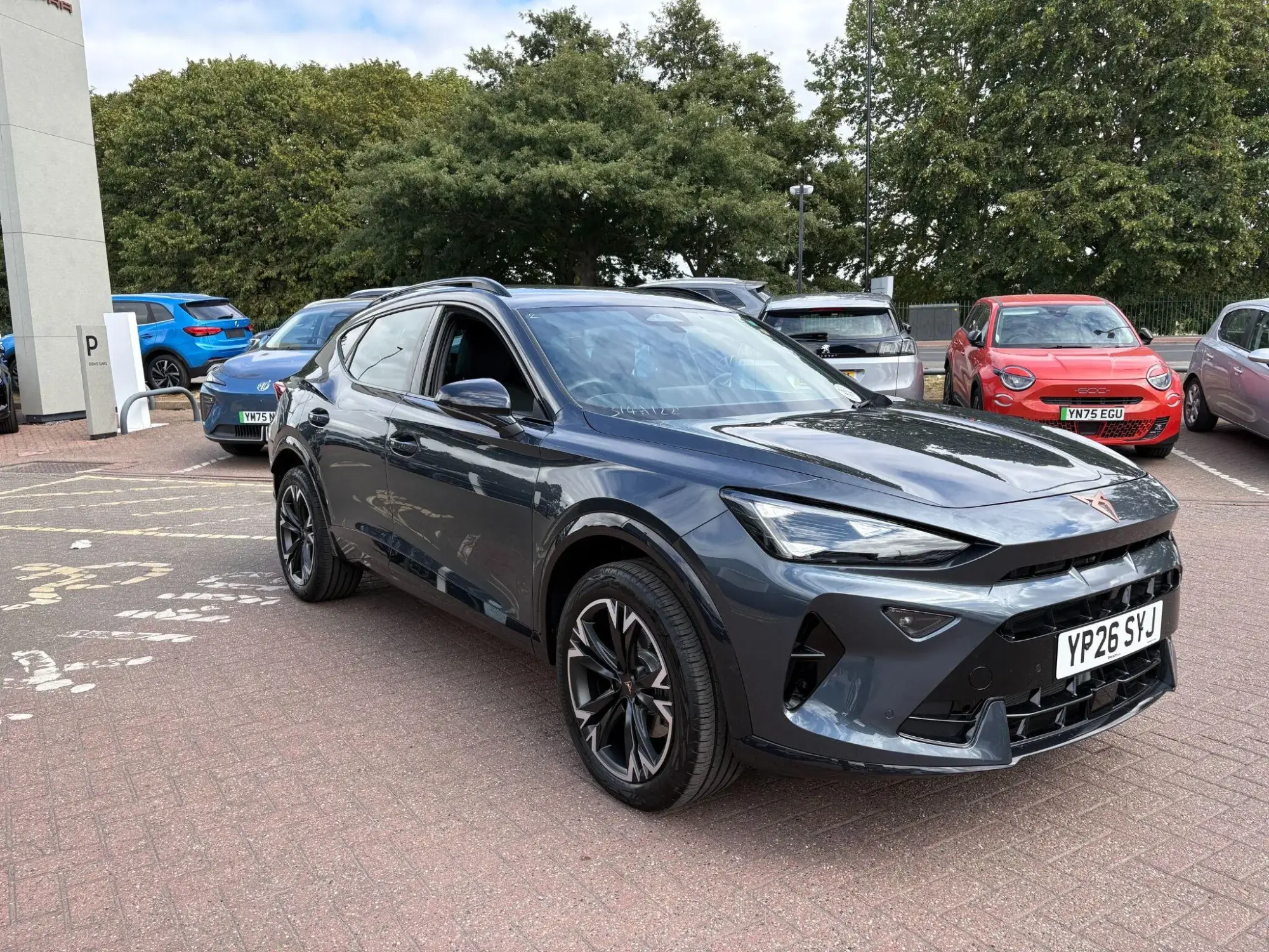 CUPRA Formentor 1.5 eTSI V1 DSG Euro 6 (s/s) 5dr YP26SYJ Image 1