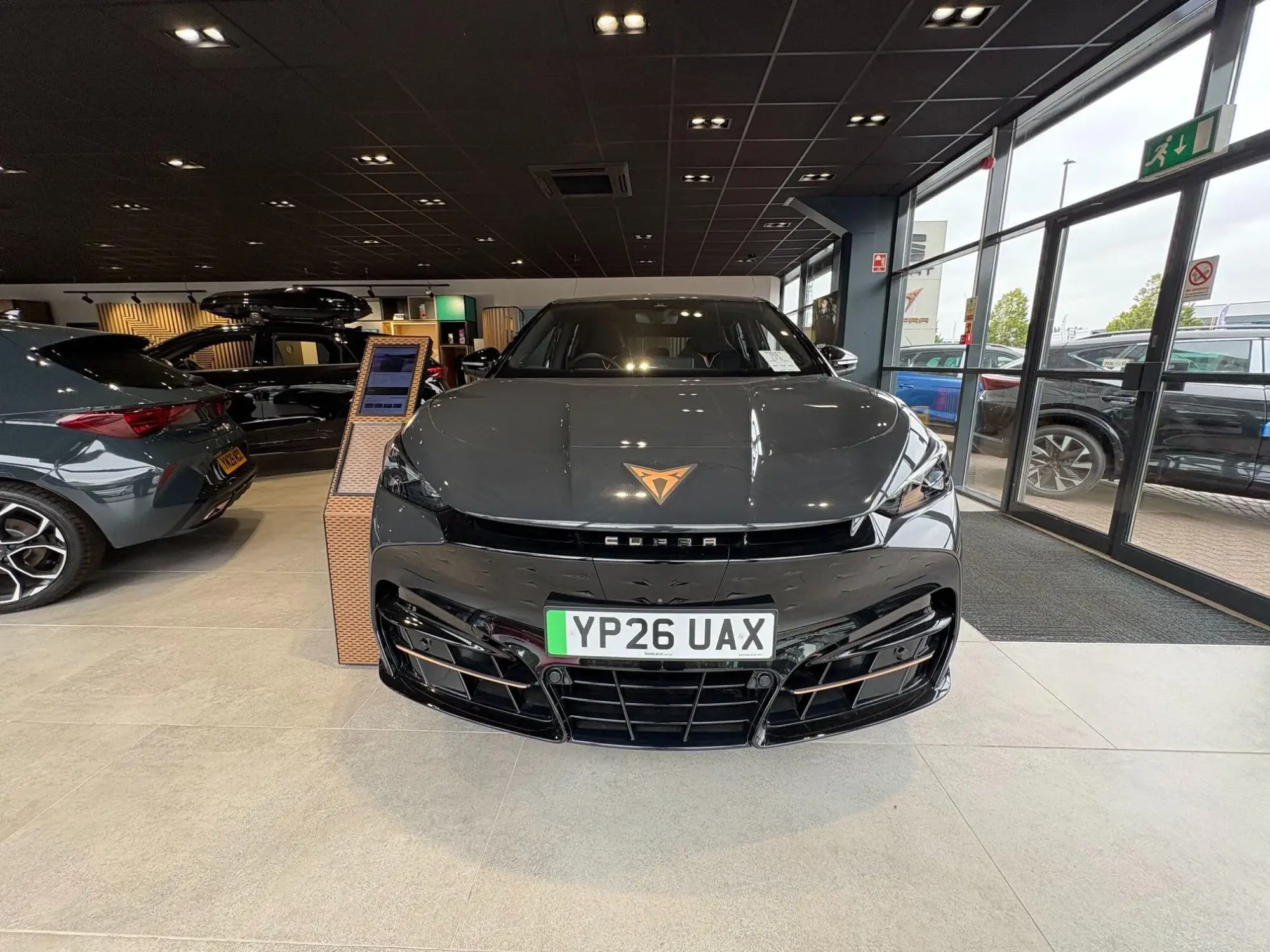 CUPRA Tavascan 77kWh VZ1 SUV Coupe Auto 4Drive 5dr YP26UAX Image 2