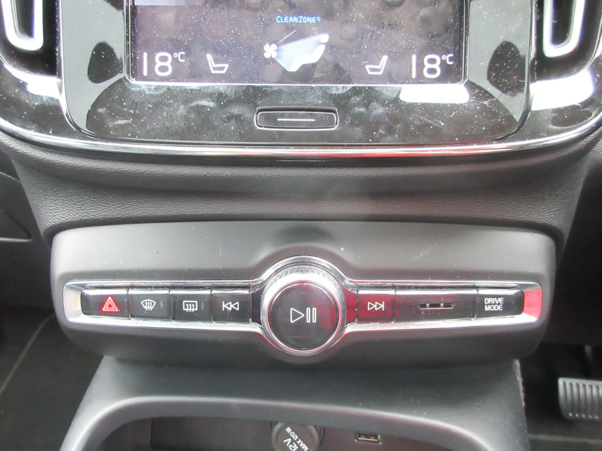 Volvo XC40 Recharge Image 18 Volvo XC40 Recharge Image 18