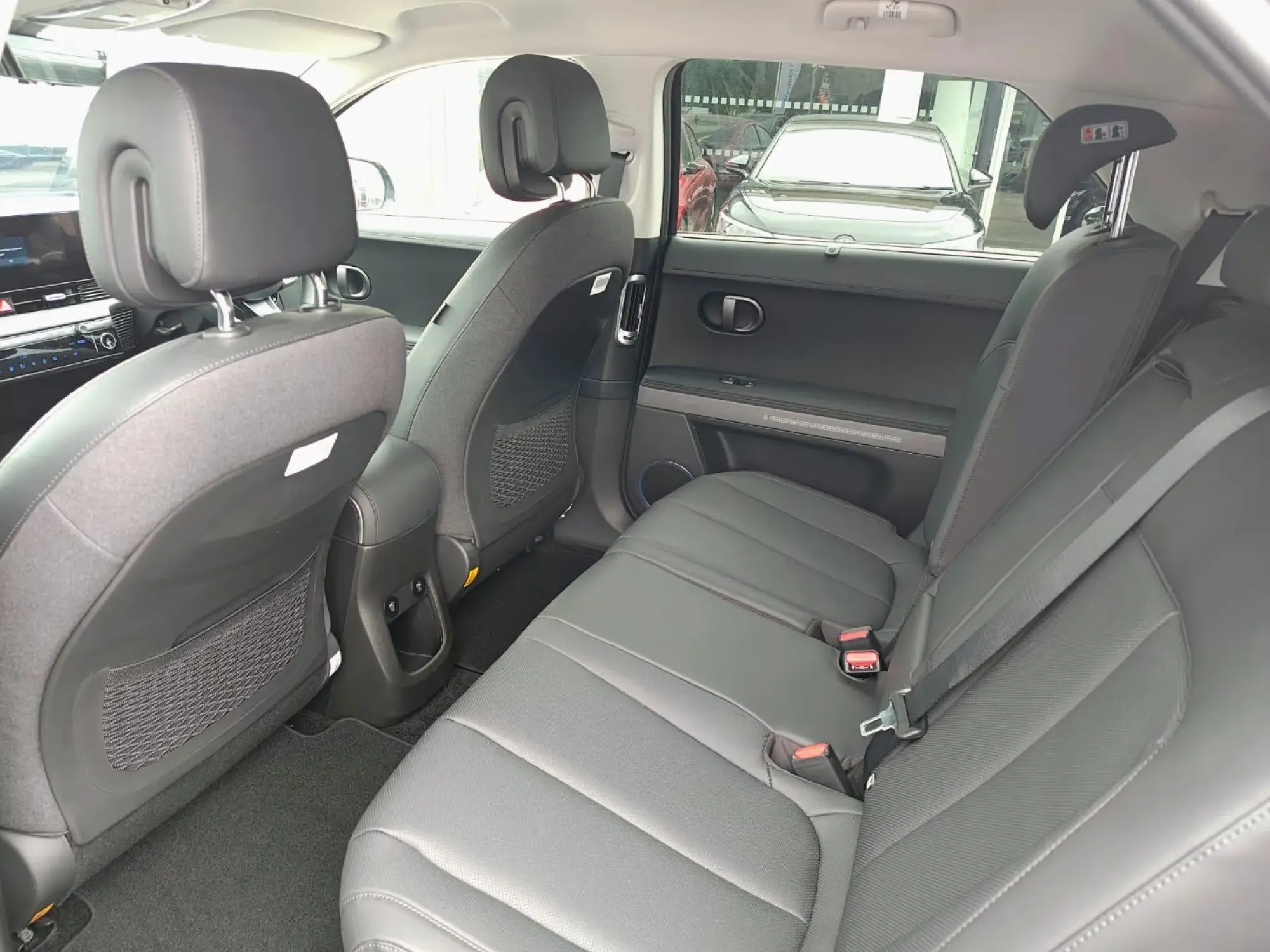 Hyundai IONIQ 5 Image 33 Hyundai IONIQ 5 Image 33