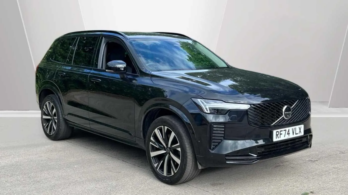 Volvo XC90 listing photo