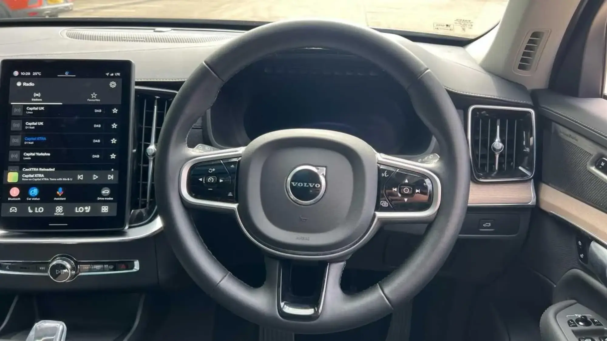 Volvo XC90 Image 33 Volvo XC90 Image 33